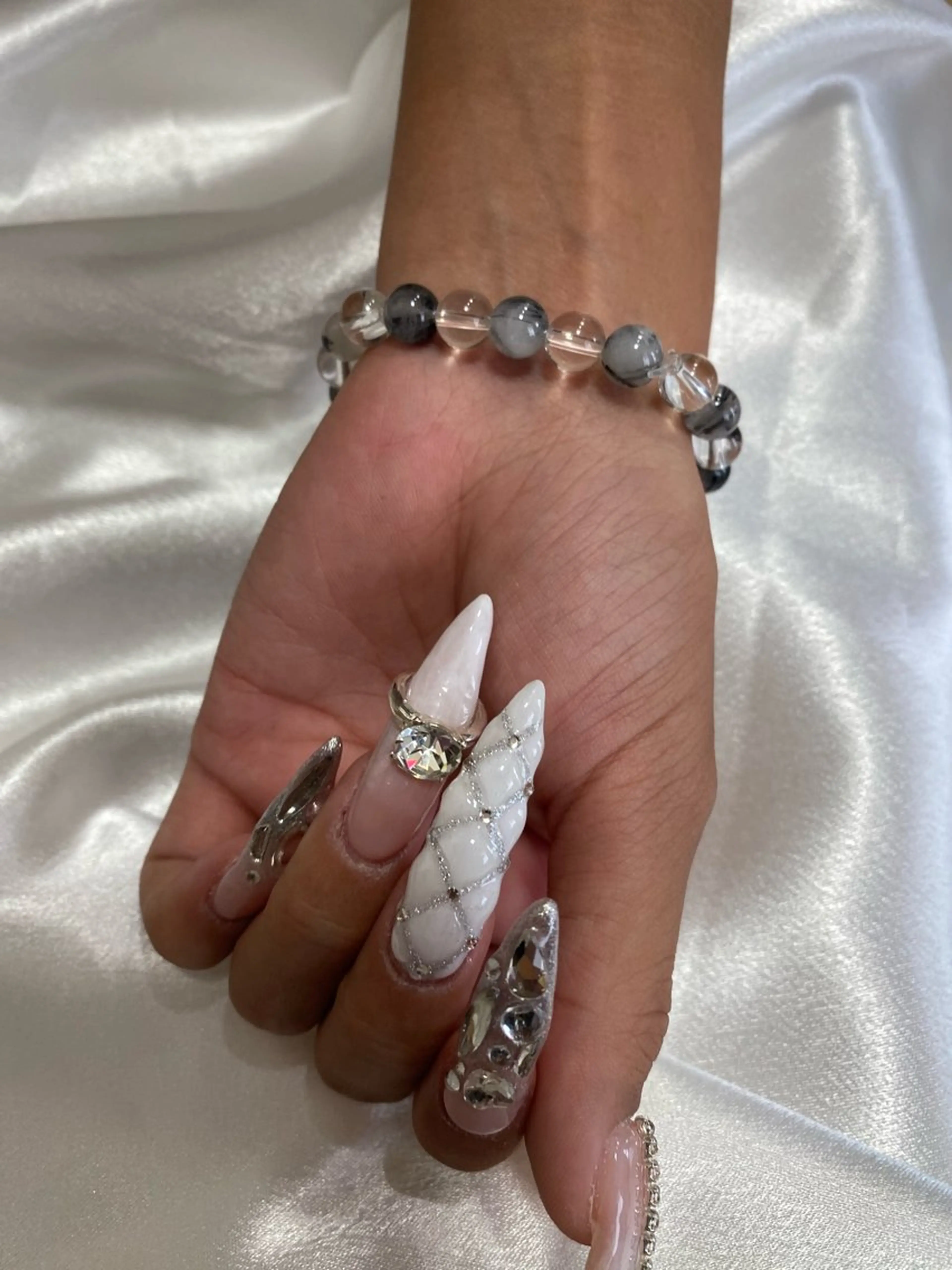 ネイル ハンドネイル calme-和-所属・ネイルサロン calme-和-のネイルデザイン