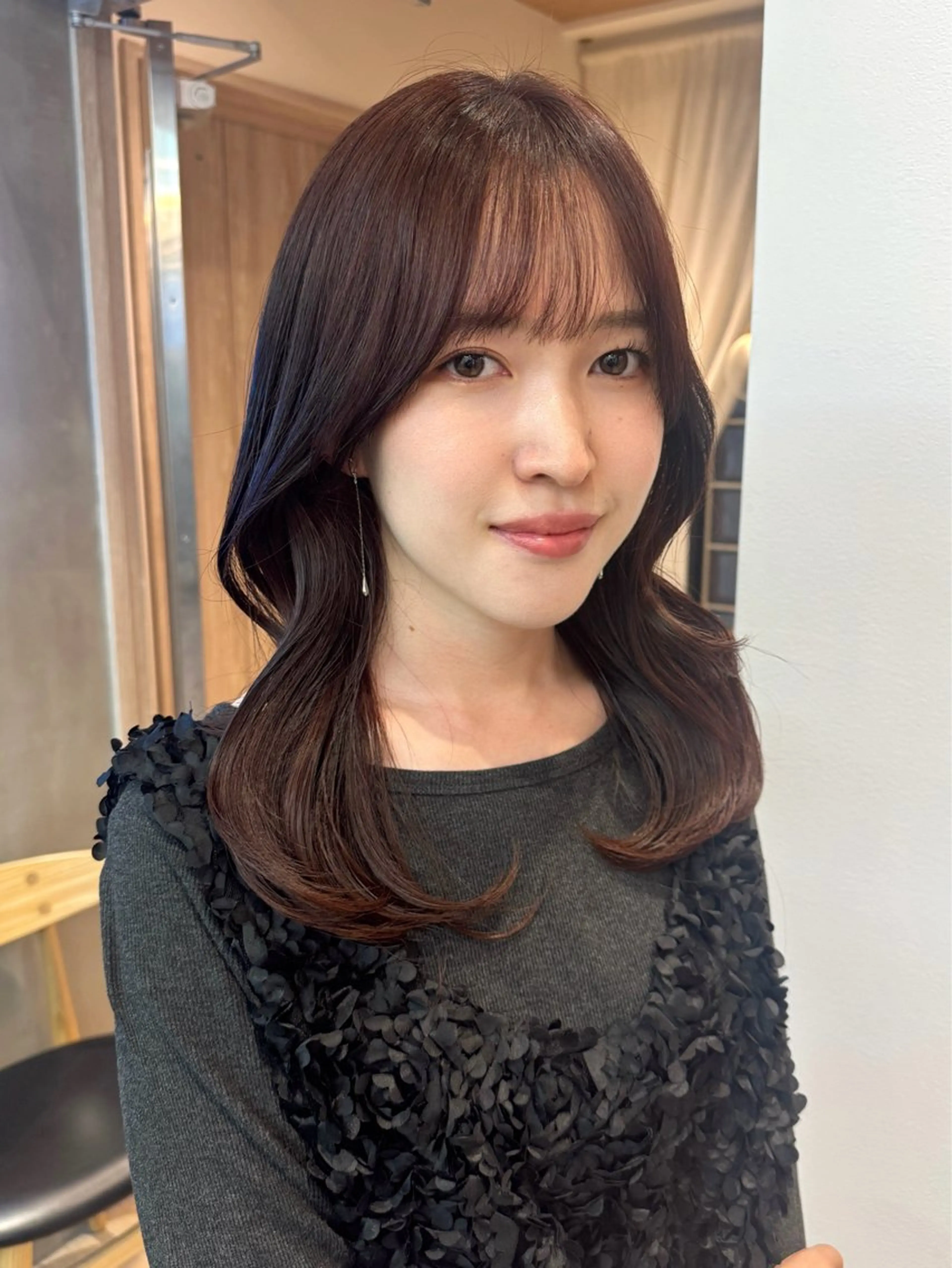 ミディアム カラー カット ヘアカラー トリートメント 🌷韓国レイヤー/艶 カラー🇰🇷amiのヘアスタイル