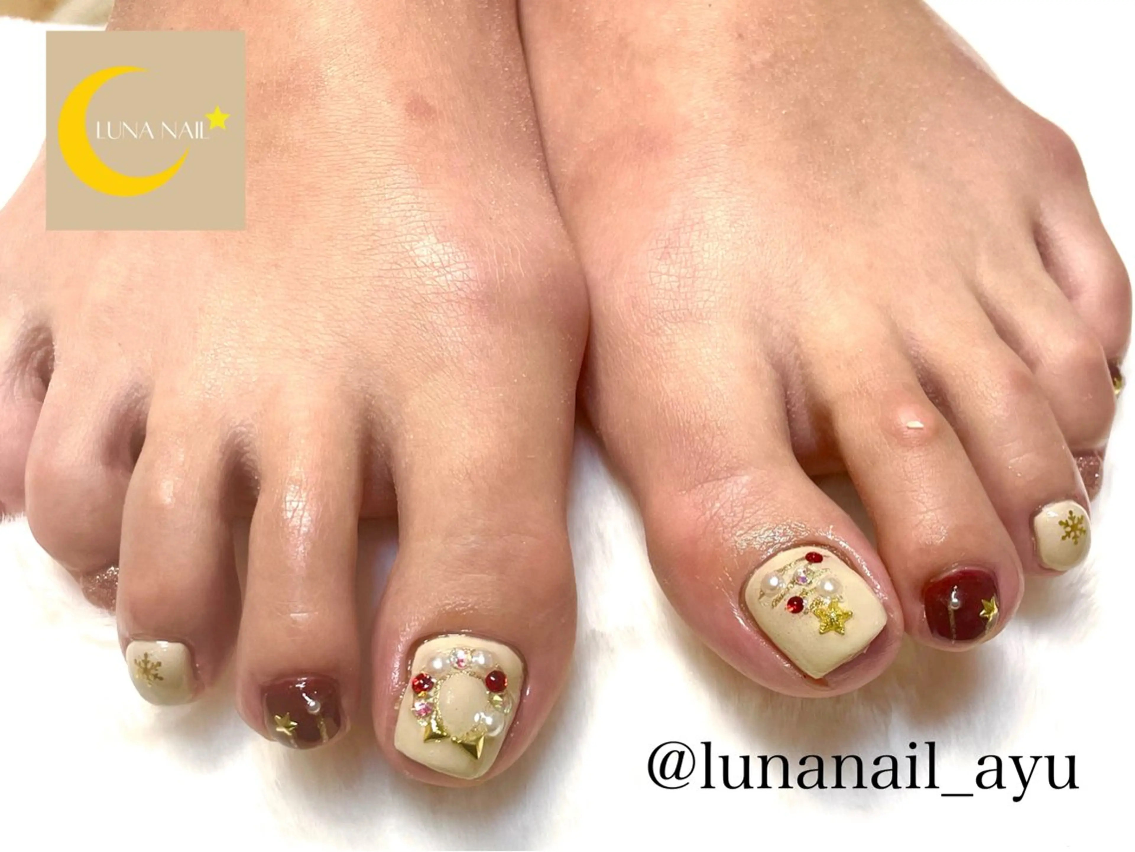 ネイル フットネイル 🌙LUNA  NAIL⭐️所属・LUNA NAIL ayuのネイルデザイン