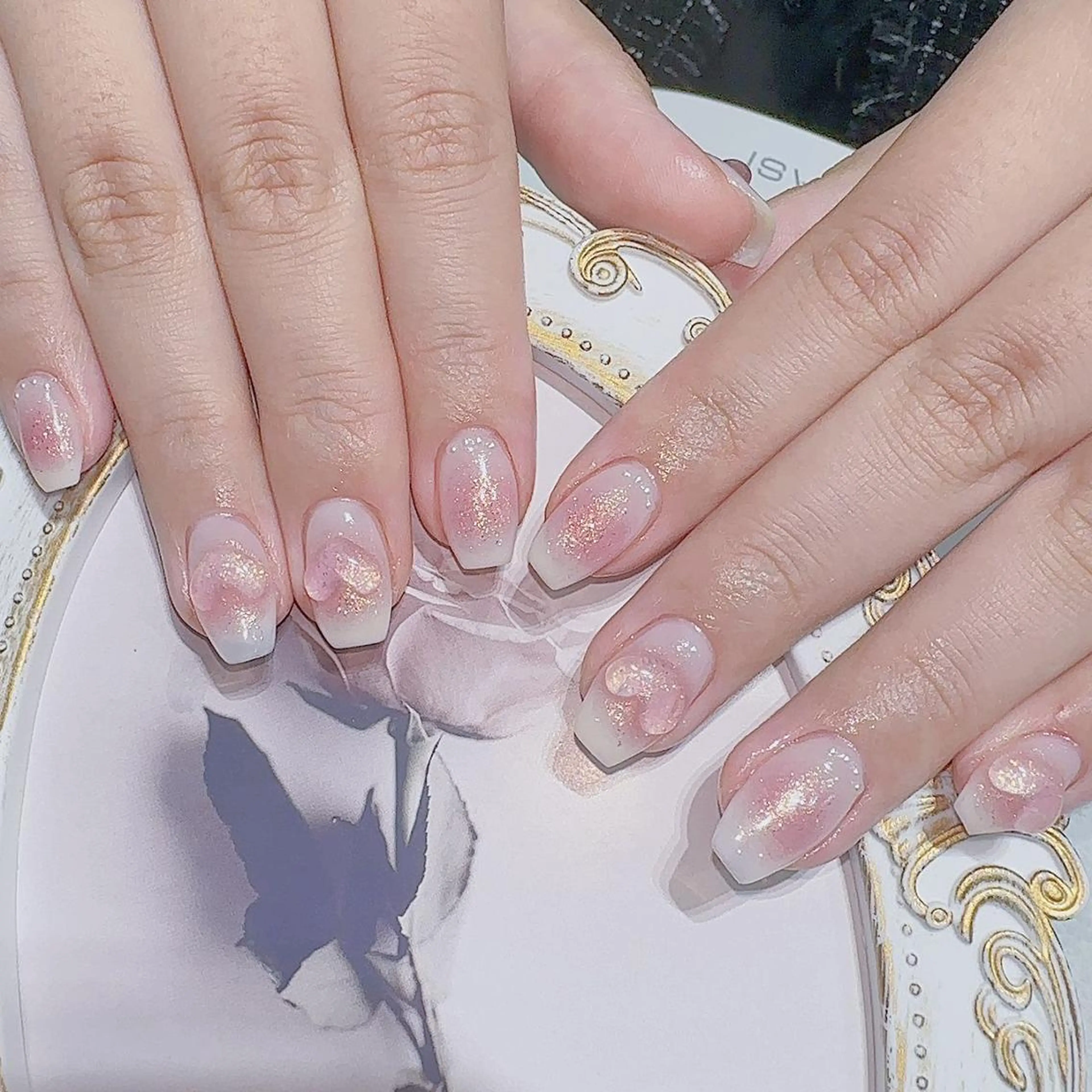 ネイル Queens 榊 まおのネイルデザイン