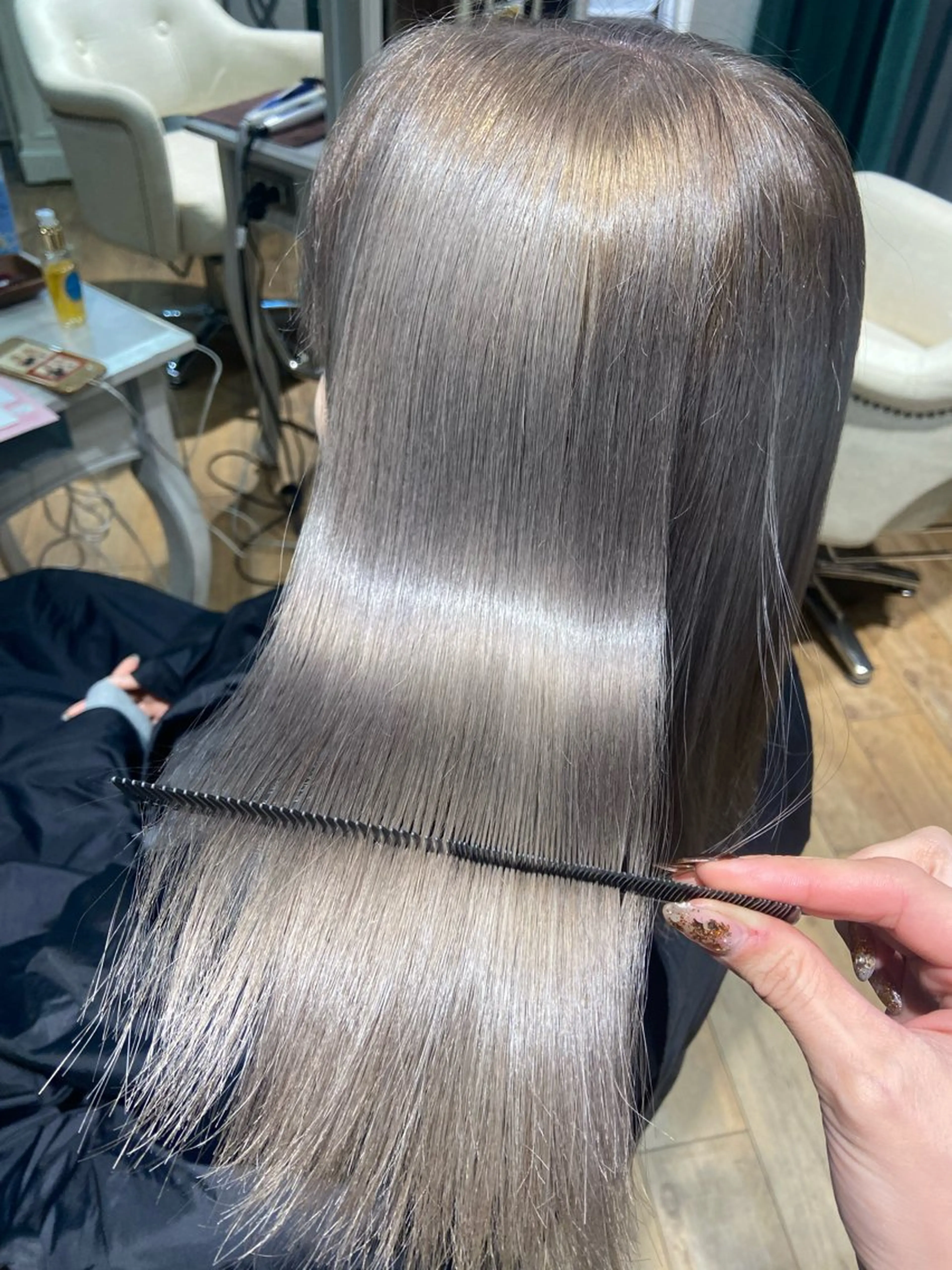 ❤︎ホワイト、ブロンドカラー❤︎💐ブリーチ3回&カラー&4ステップトリートメント💐の写真