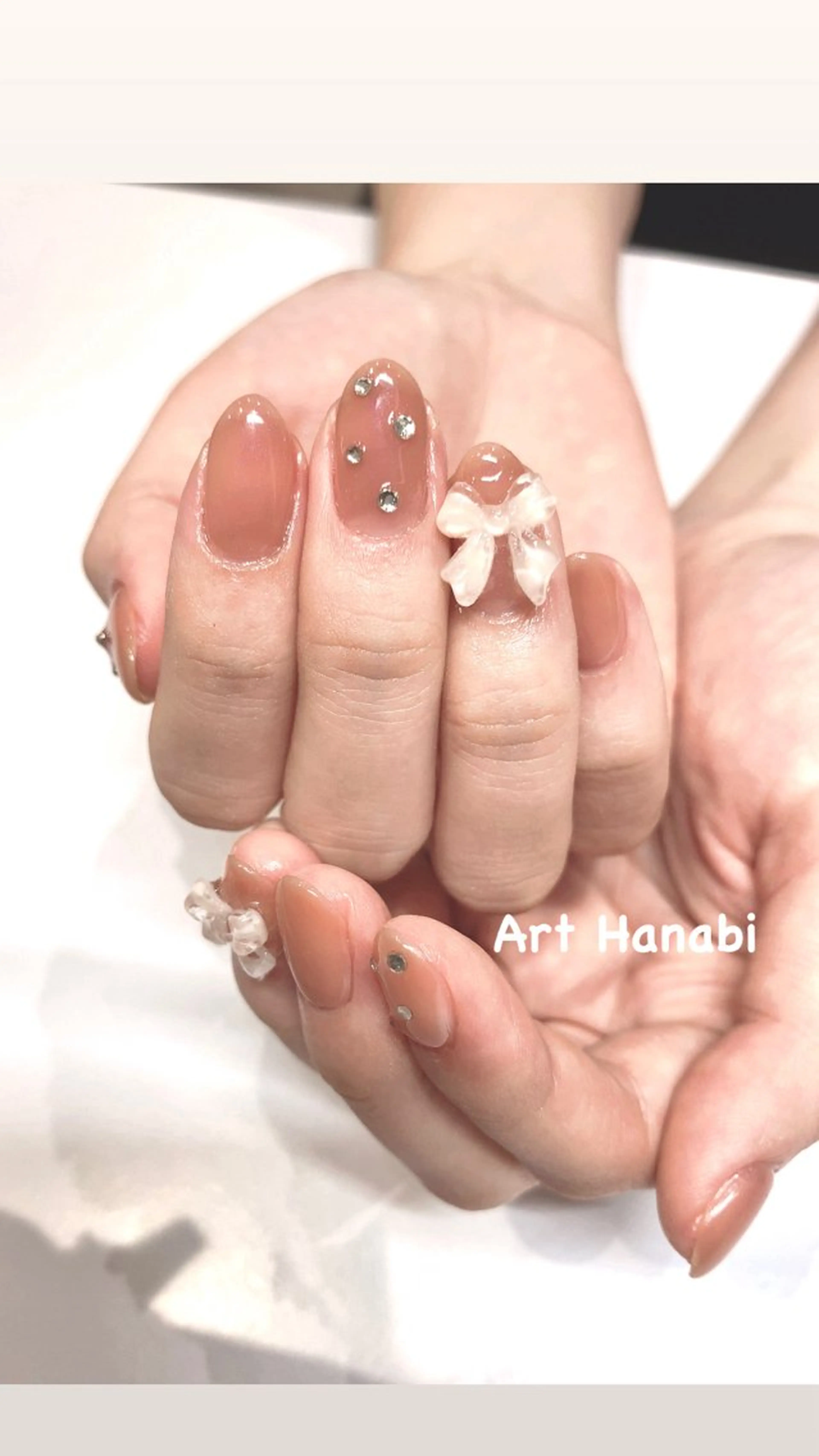 ネイル リボン ハンドネイル ハンドケア Art Hanabi所属・Art Hanabi ミリのネイルデザイン
