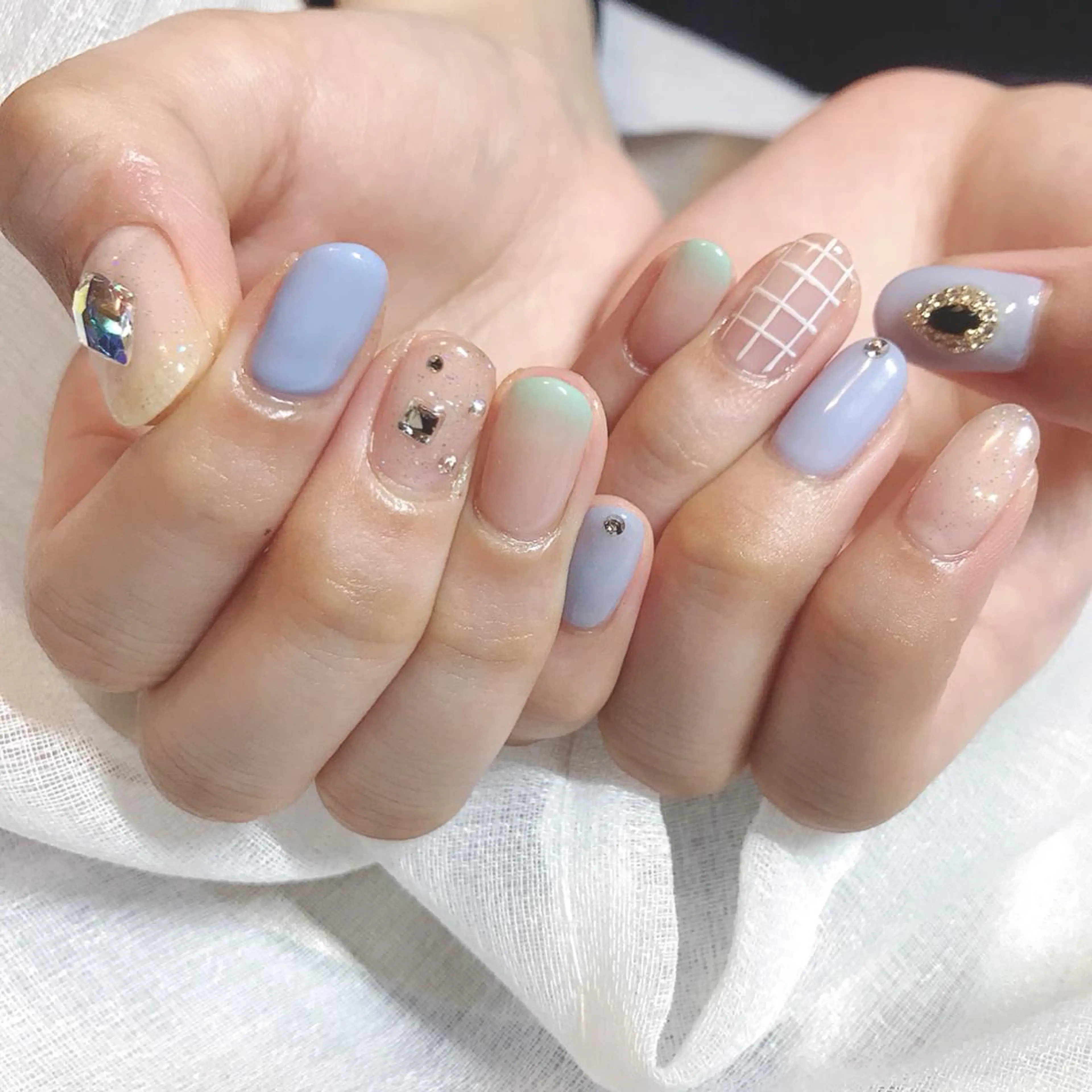 ネイル NAILST Naomiのネイルデザイン