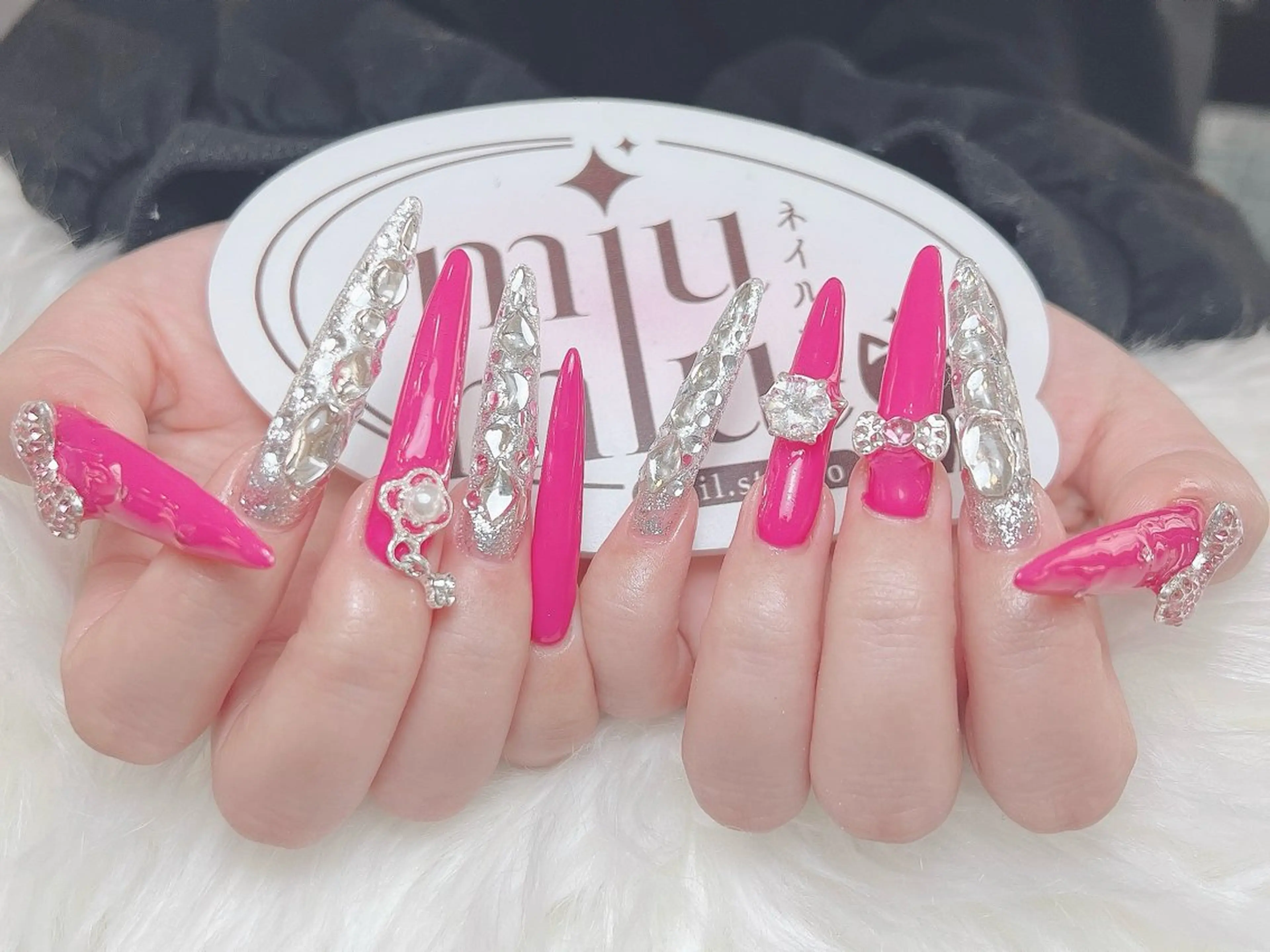 ロング ハンドネイル ハンドケア Miu Miu Nail Studio所属・yu naのネイルデザイン