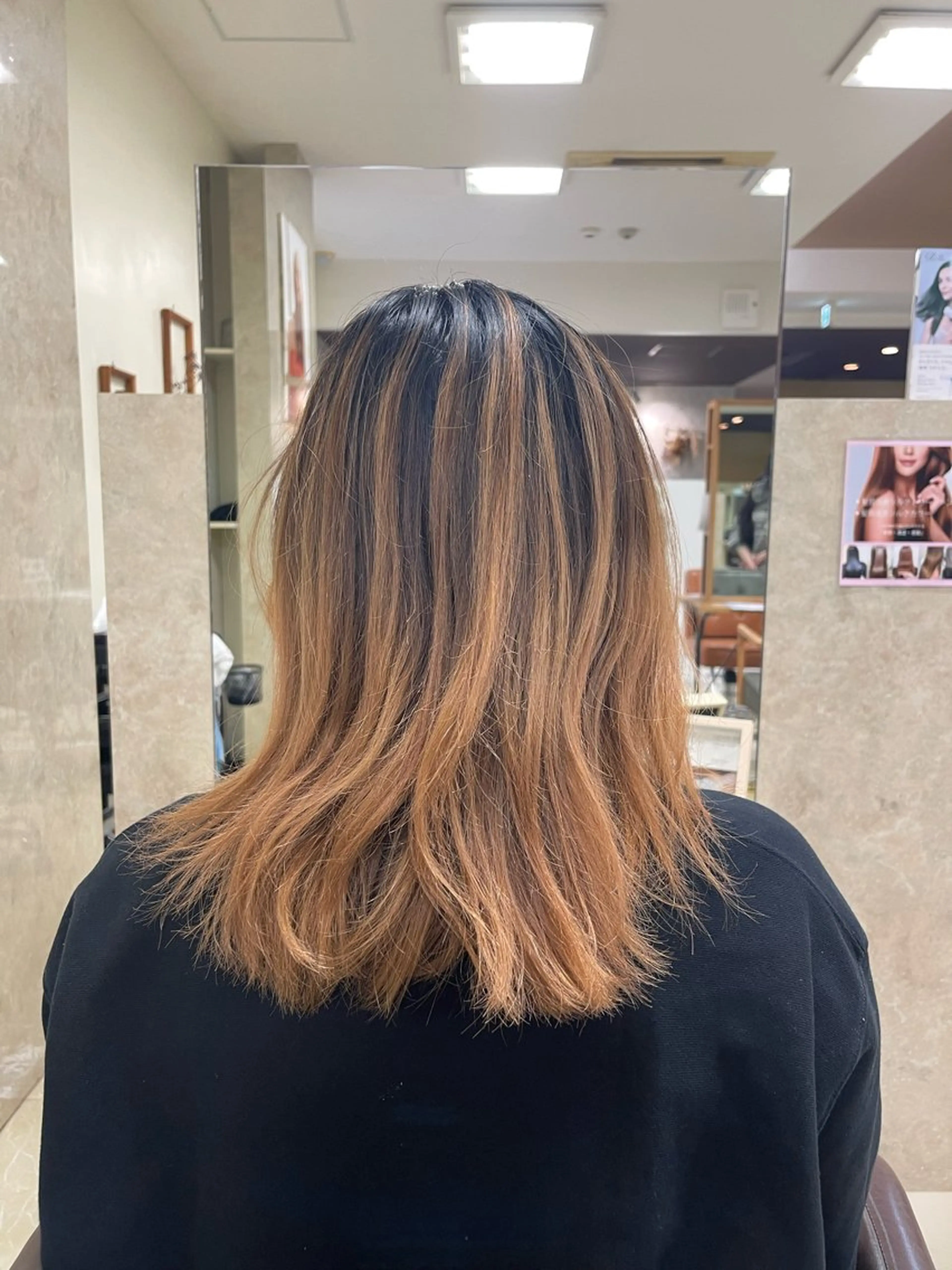 ミディアム 髪質改善 縮毛矯正 CARE SHINSAIBASHI所属・縮毛・酸性ストレート 特化のヘアスタイル