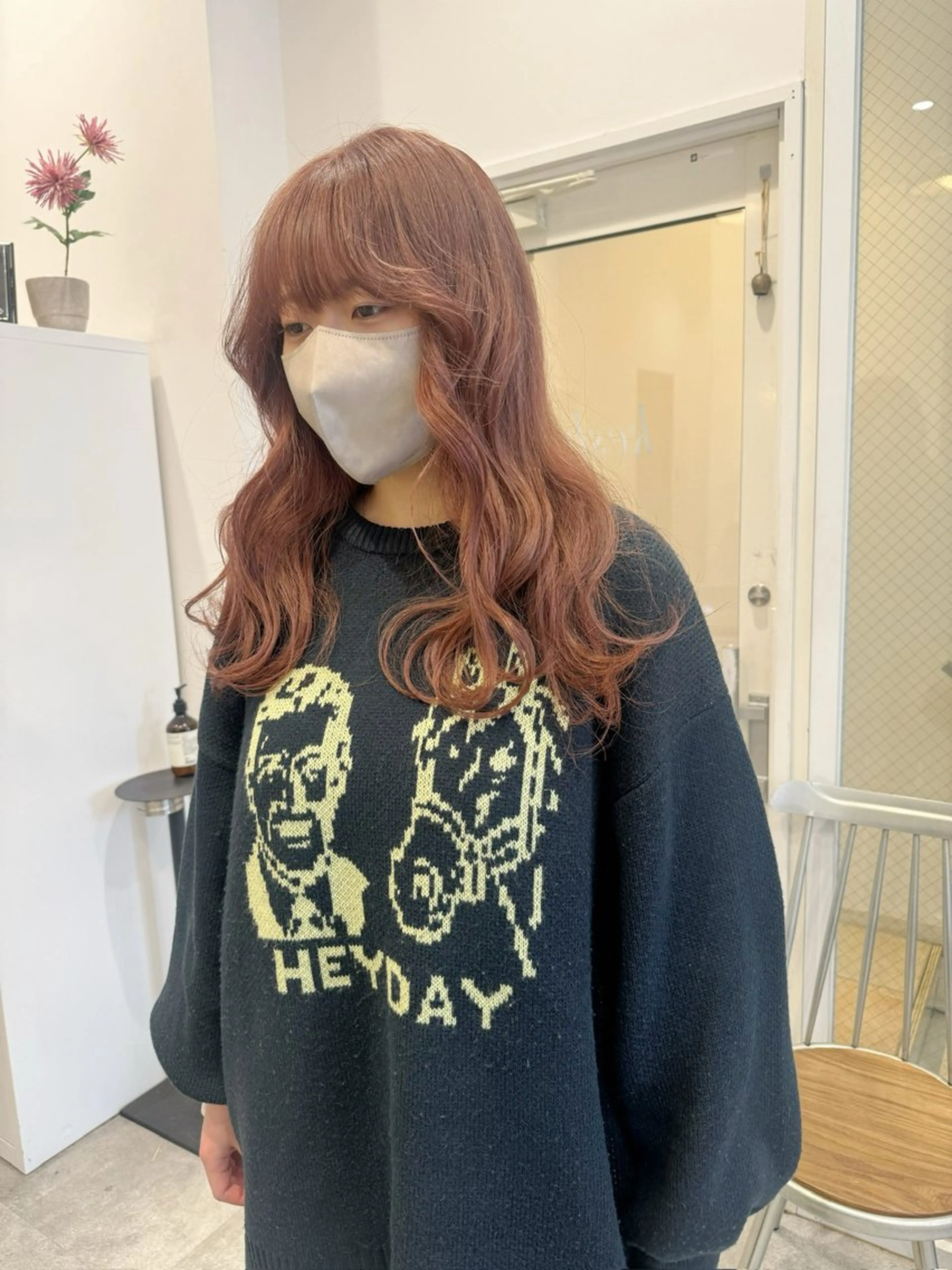 カラー ベージュカラー ブリーチ ピンクカラー 堤 裕香のヘアスタイル