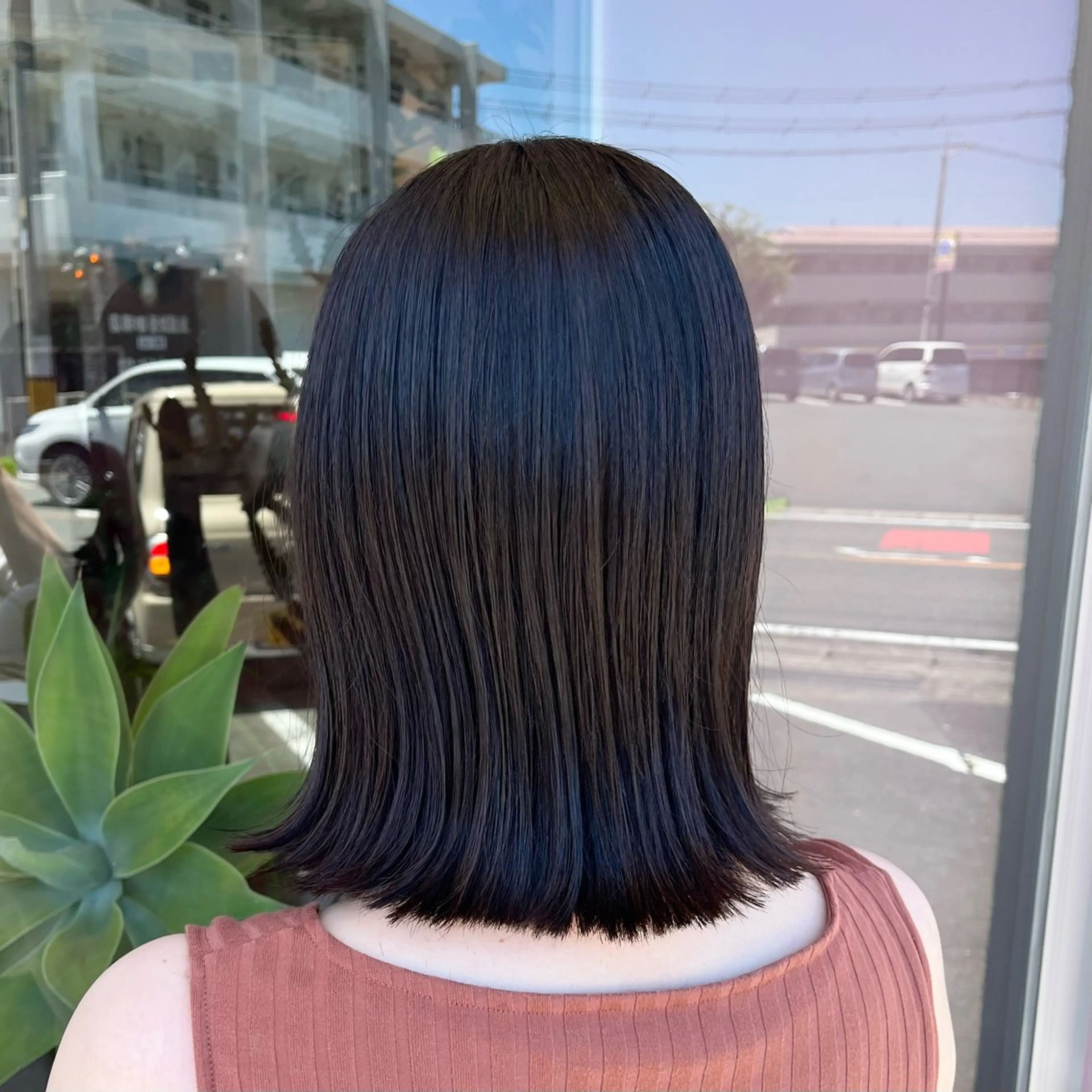 ミディアム カット 縮毛矯正 フルールドソレイユ所属・♡ナナコ♡ レイヤー/艶髪のヘアスタイル