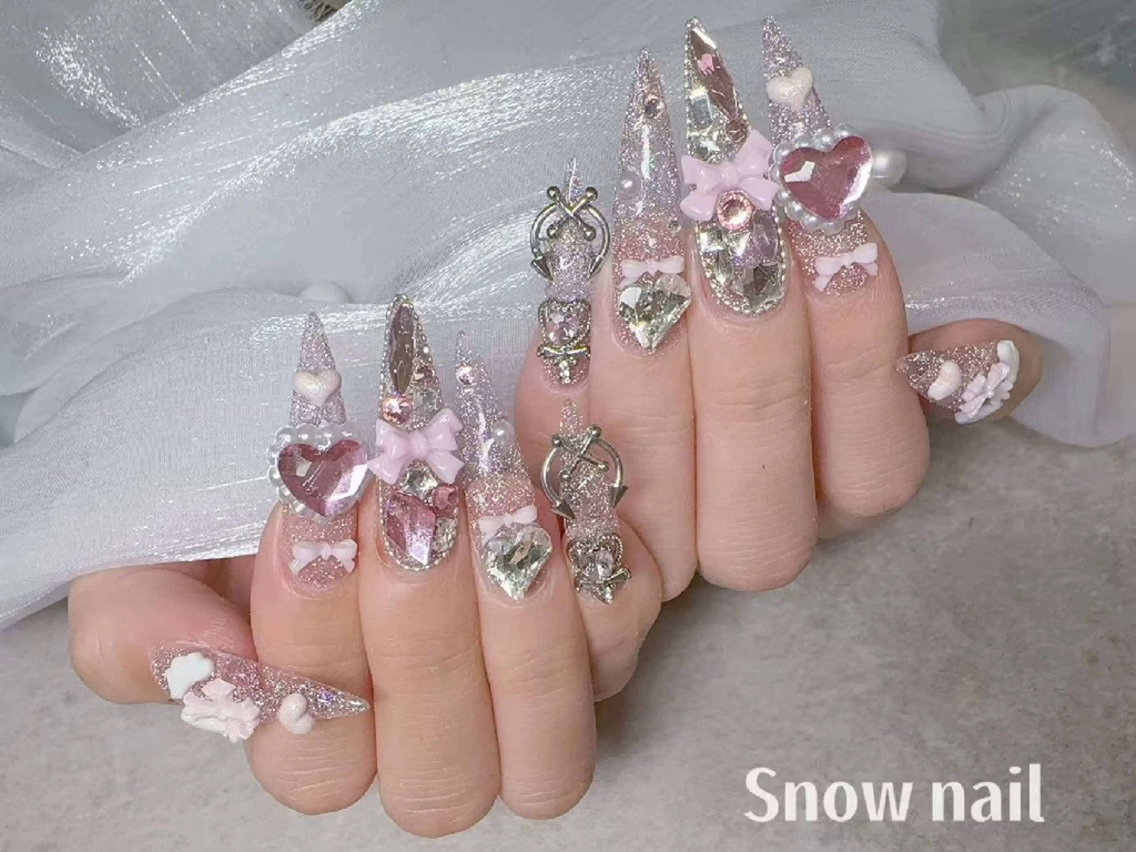 ネイル snow nail所属・Snow nail  ❄️Salon 💕のネイルデザイン
