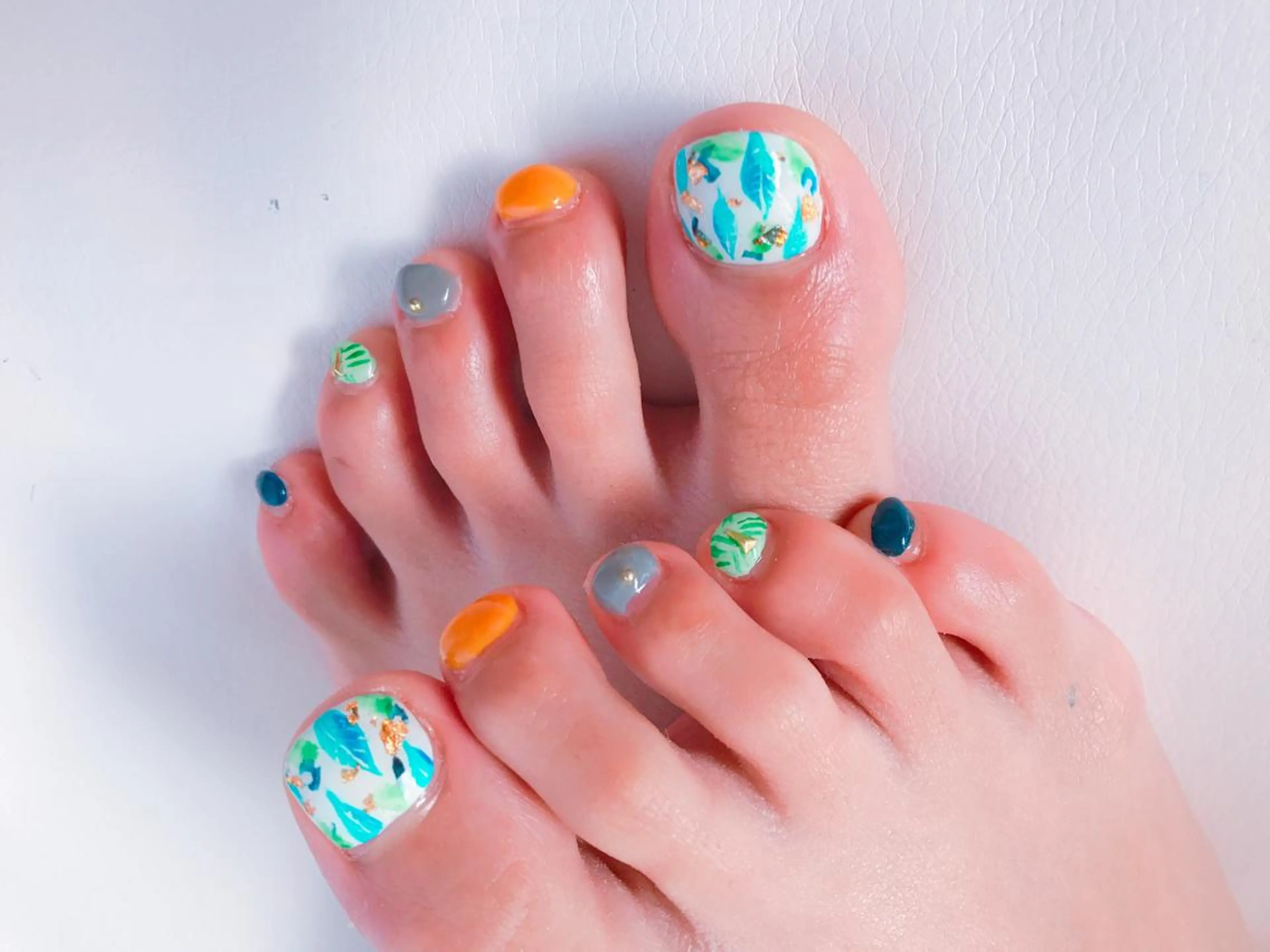 ネイル アートネイル 【カメレオン】 上村 祥子のヘアスタイル