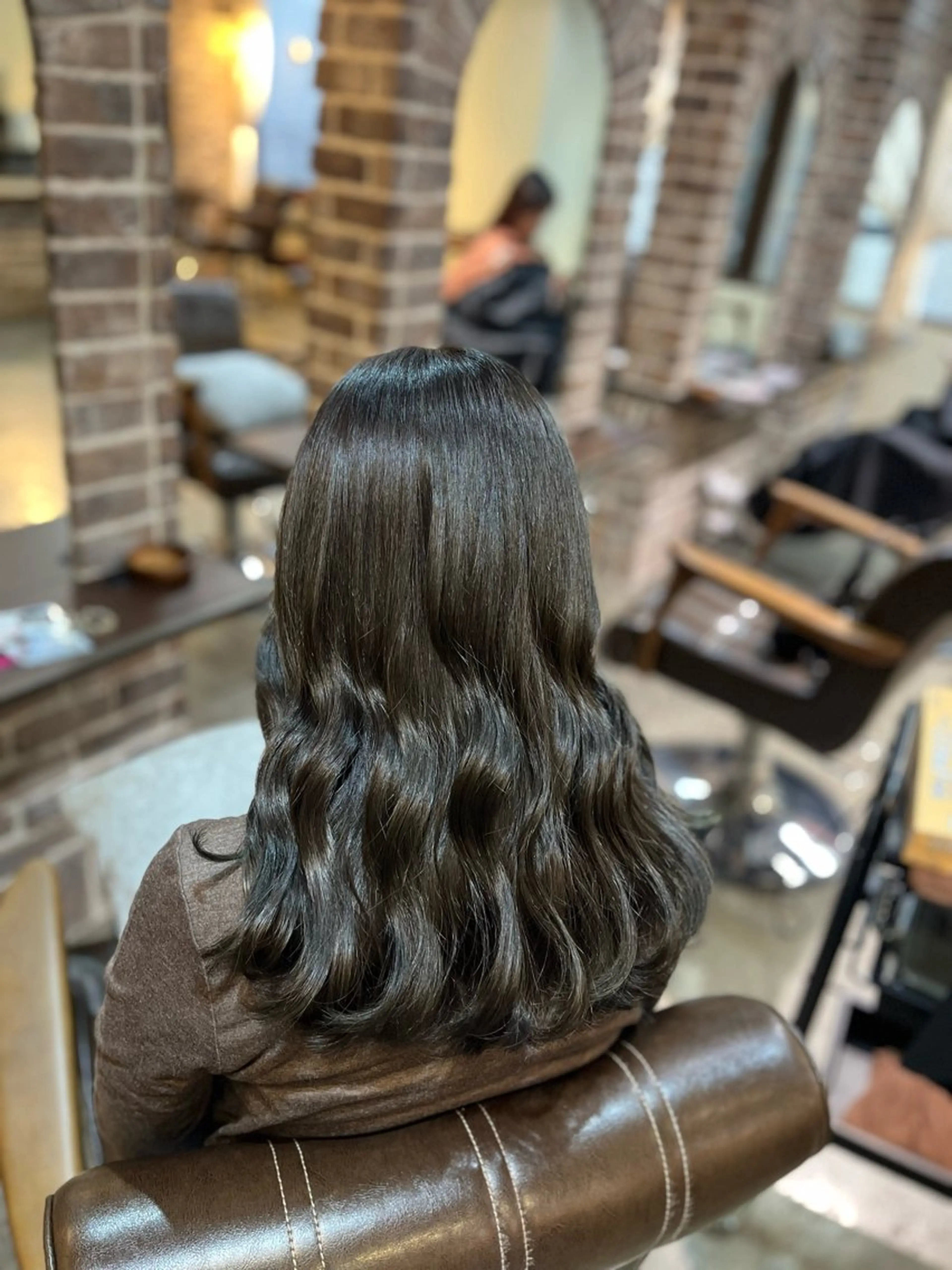 セミロング カット ヘアカラー トリートメント メンズパーマ/透明感 カラー/徳田真緒のヘアスタイル