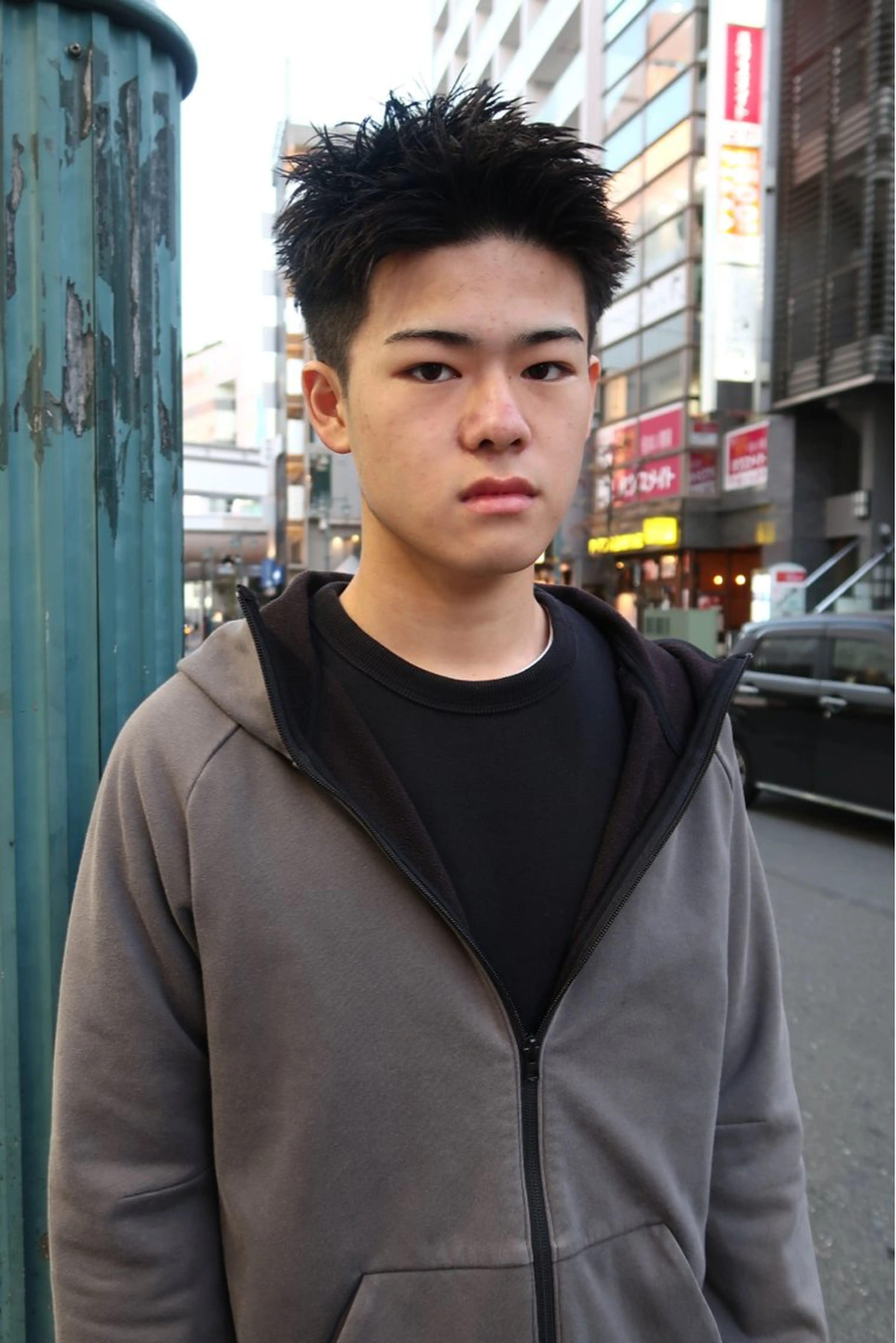 ショート メンズ キッズ メンズブリーチ メンズハイトーン メンズインナーカラー 髪質改善 ショートヘア Rei/ 縮毛矯正/ ハイライトカラー募集のヘアスタイル