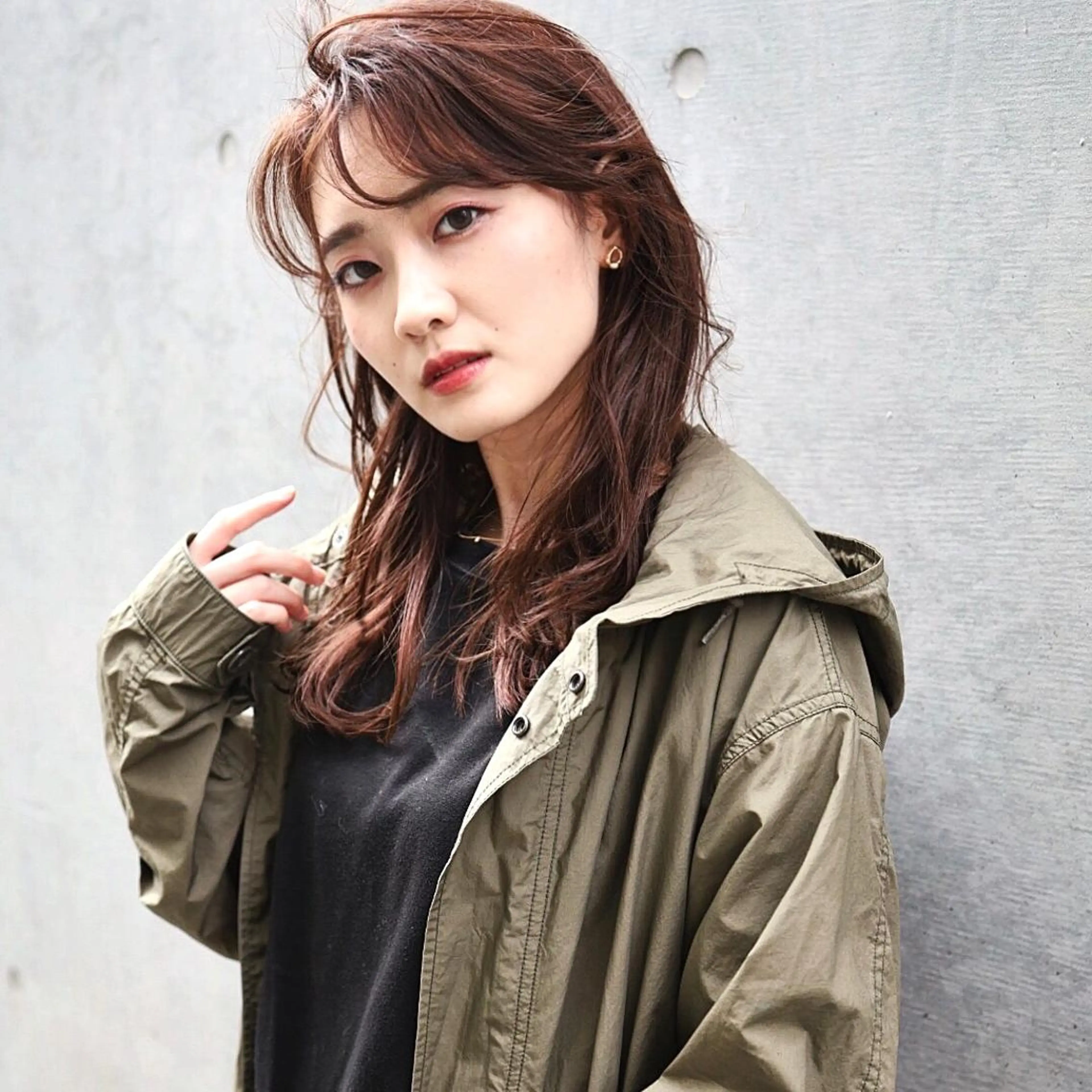 セミロング カラー パーマ ヘアアレンジ ⭐️𝑭𝑰𝑳𝑴𝑶𝑹𝑴𝑨𝑳𝑬⭐️【フィルモルメール】所属・トレンドヘア🩶 艶髪🩶yoshiのヘアスタイル