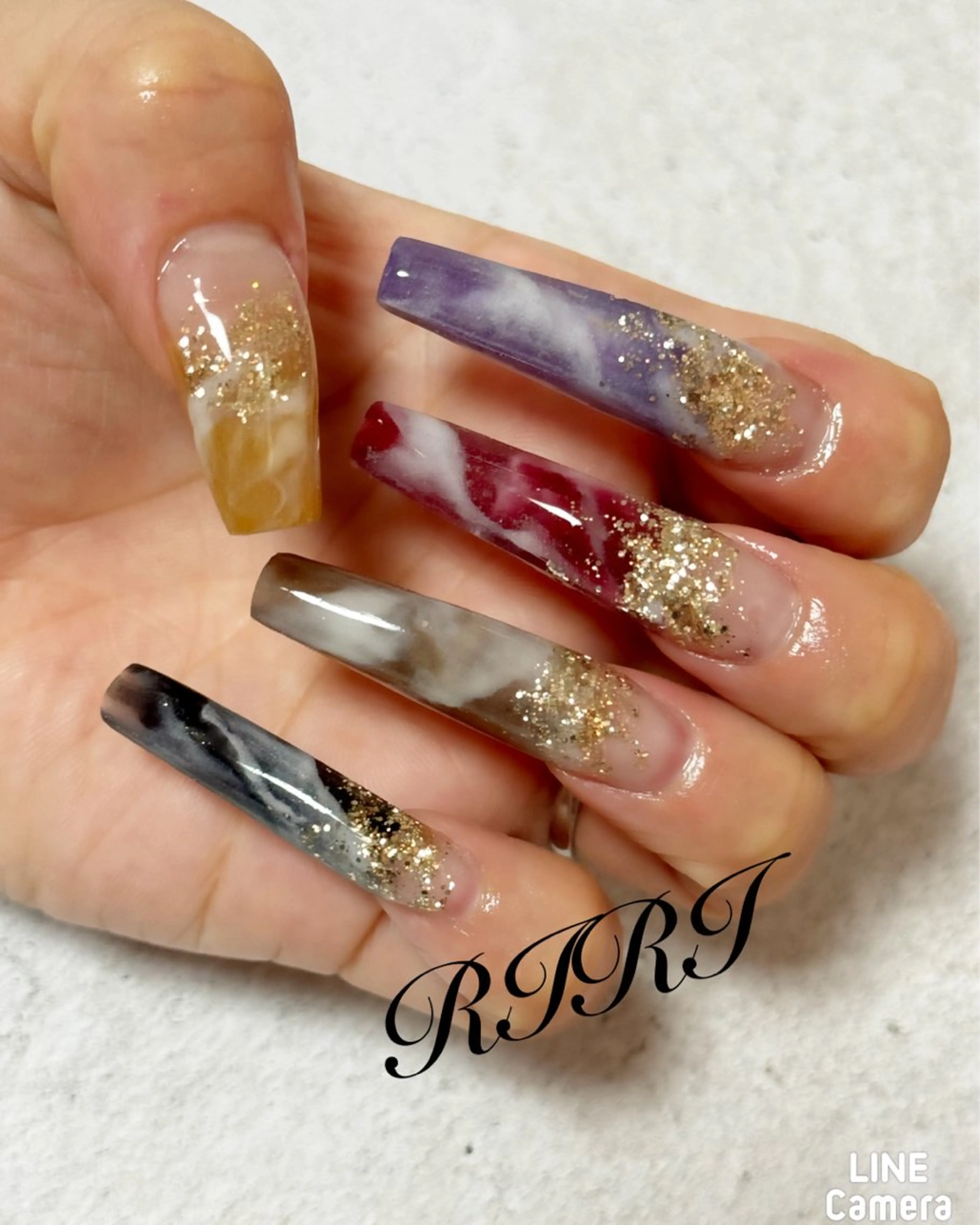 ネイル ジェルネイル ロングネイル 大理石ネイル(マーブル) スカルプネイル シンプルネイル ハンドネイル riri オーナーのネイルデザイン