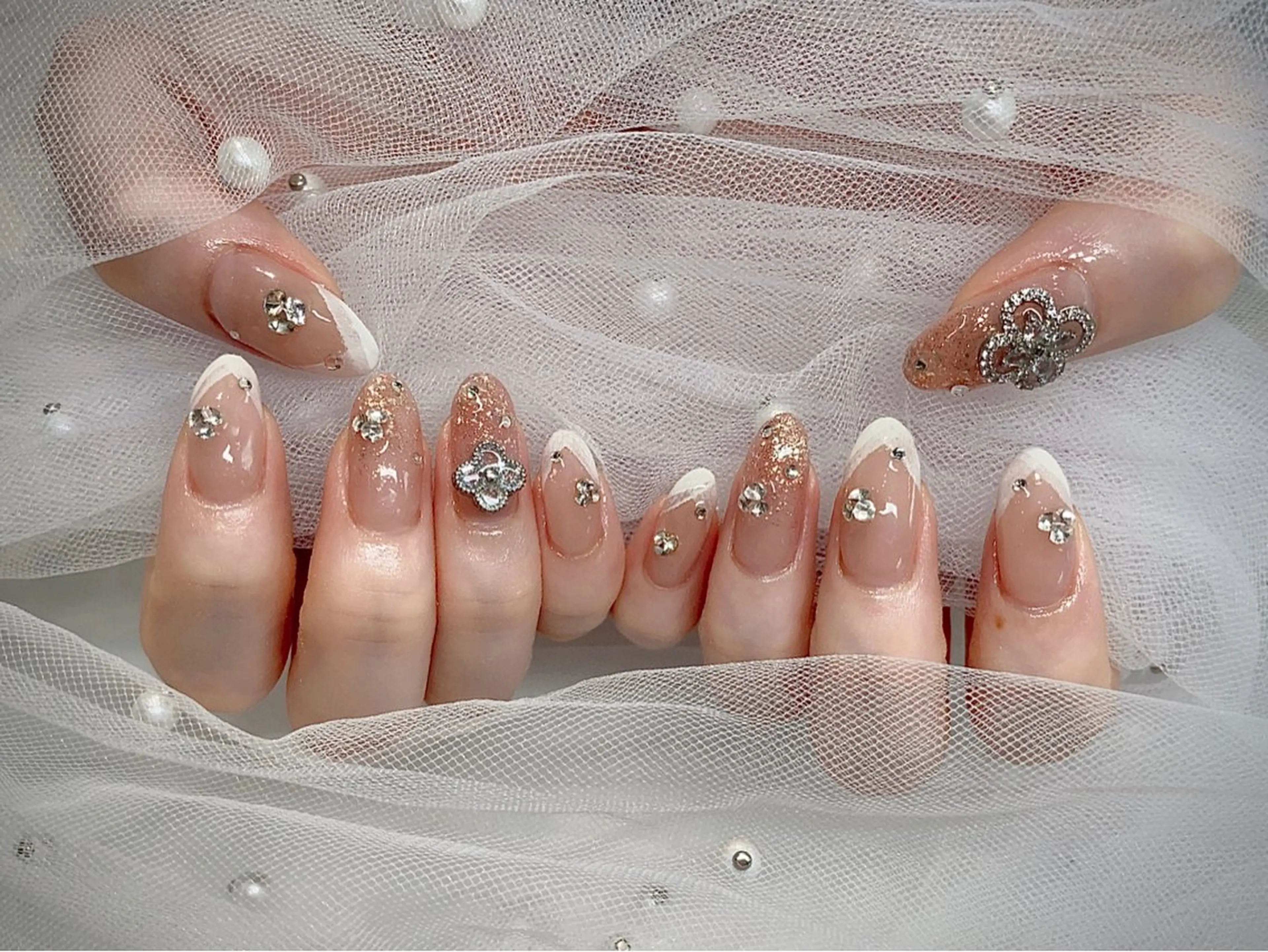 ネイル I-nailロング /ワンホン/キラキラのネイルデザイン