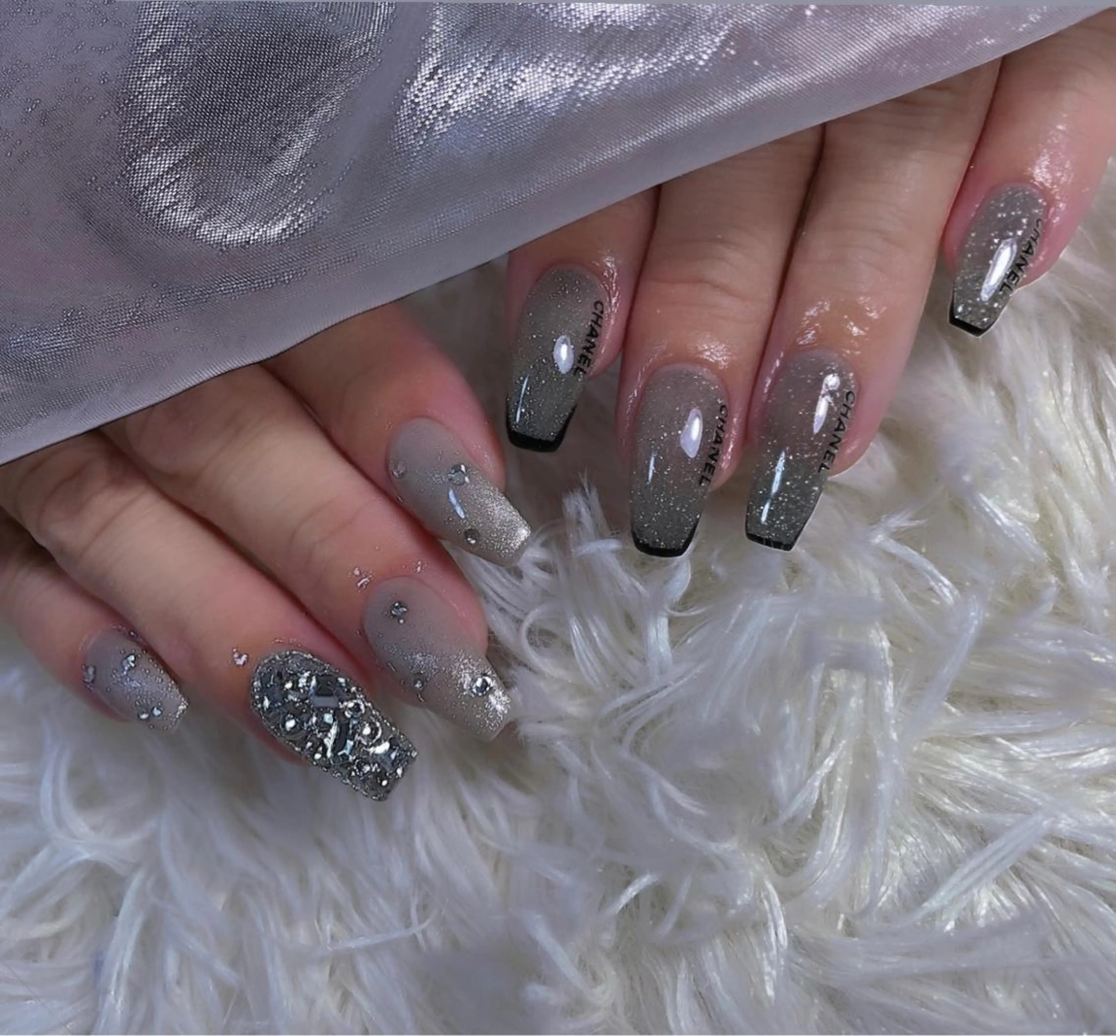 ネイル 高草木 桃香のネイルデザイン