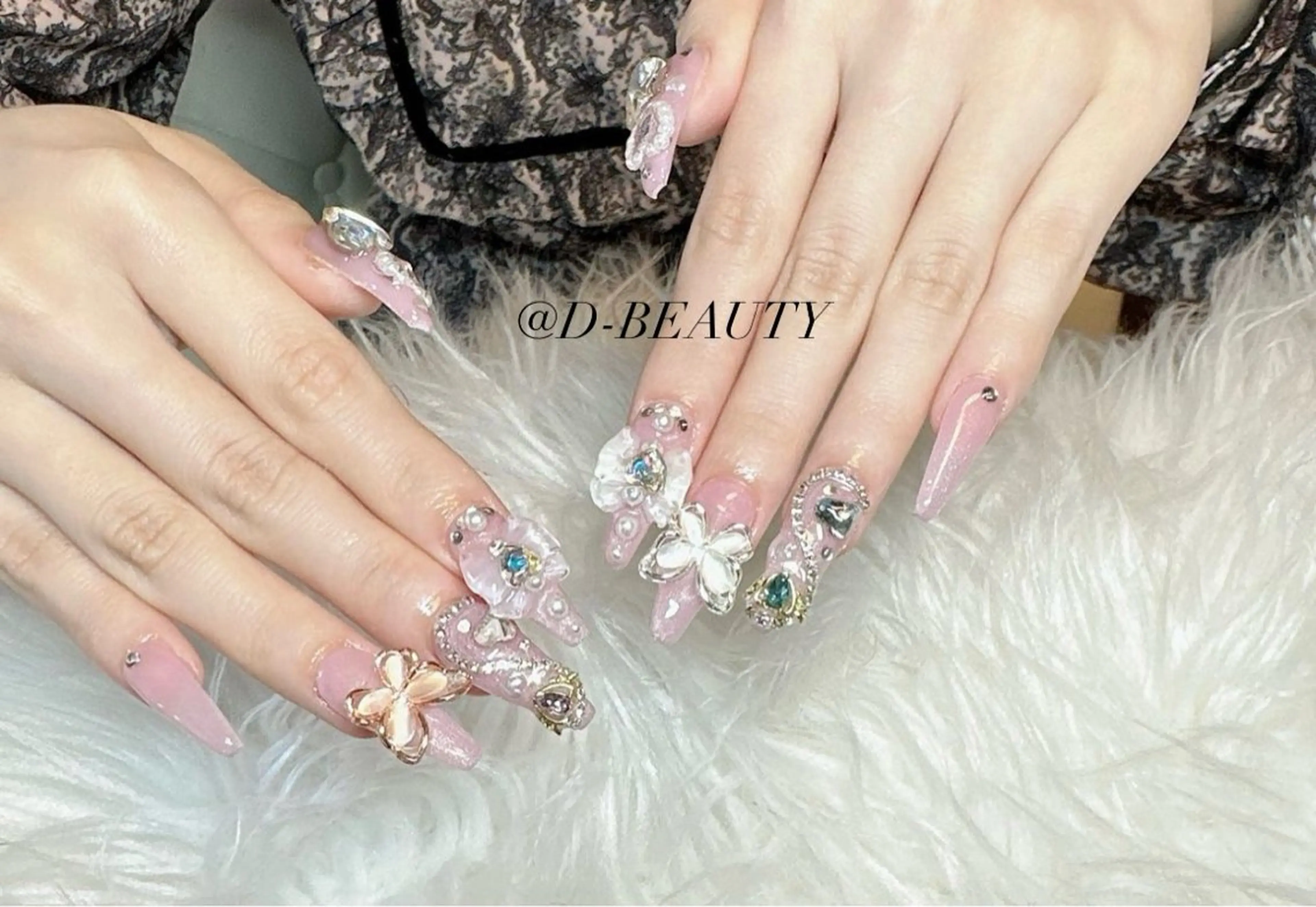 ネイル ハンドネイル ゆりか スカルプ専門店のネイルデザイン