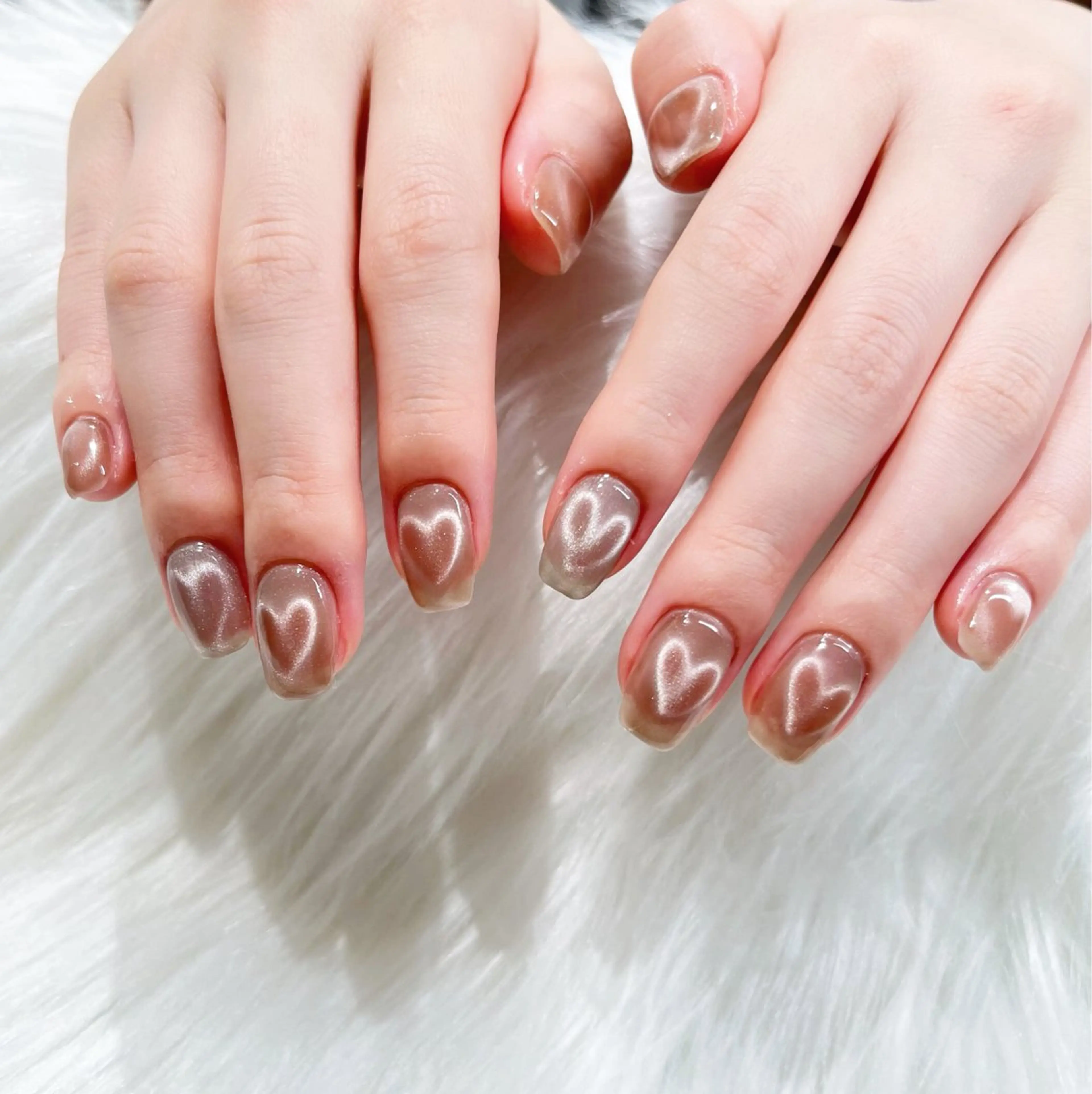 ネイル ハート マグネットネイル ハンドネイル ビューティーサロンFeliz 浜松町店所属・Feliz Saitoのマツエク・マツパデザイン