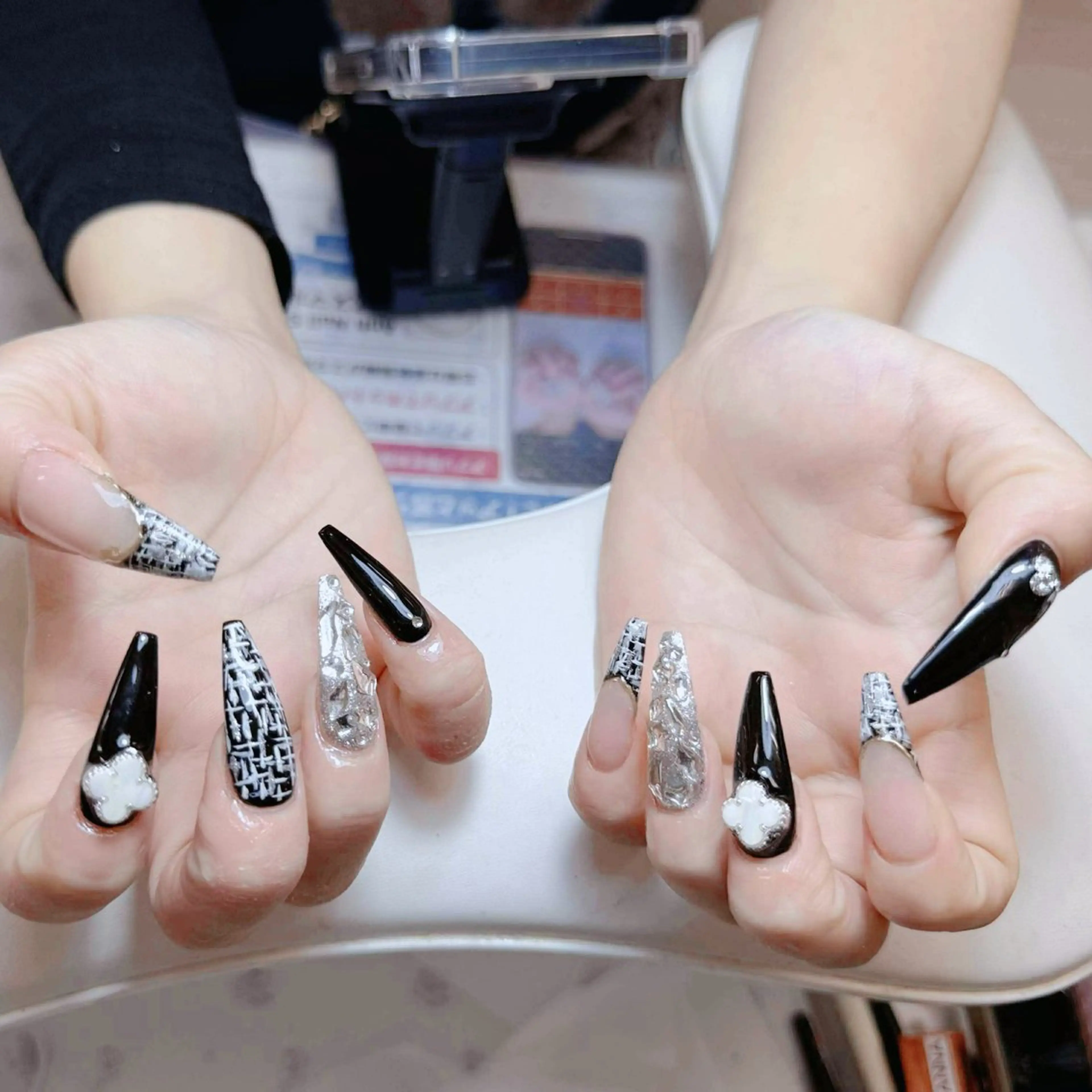 ネイル ANH NAIL ゴテゴテ専門店💎のネイルデザイン
