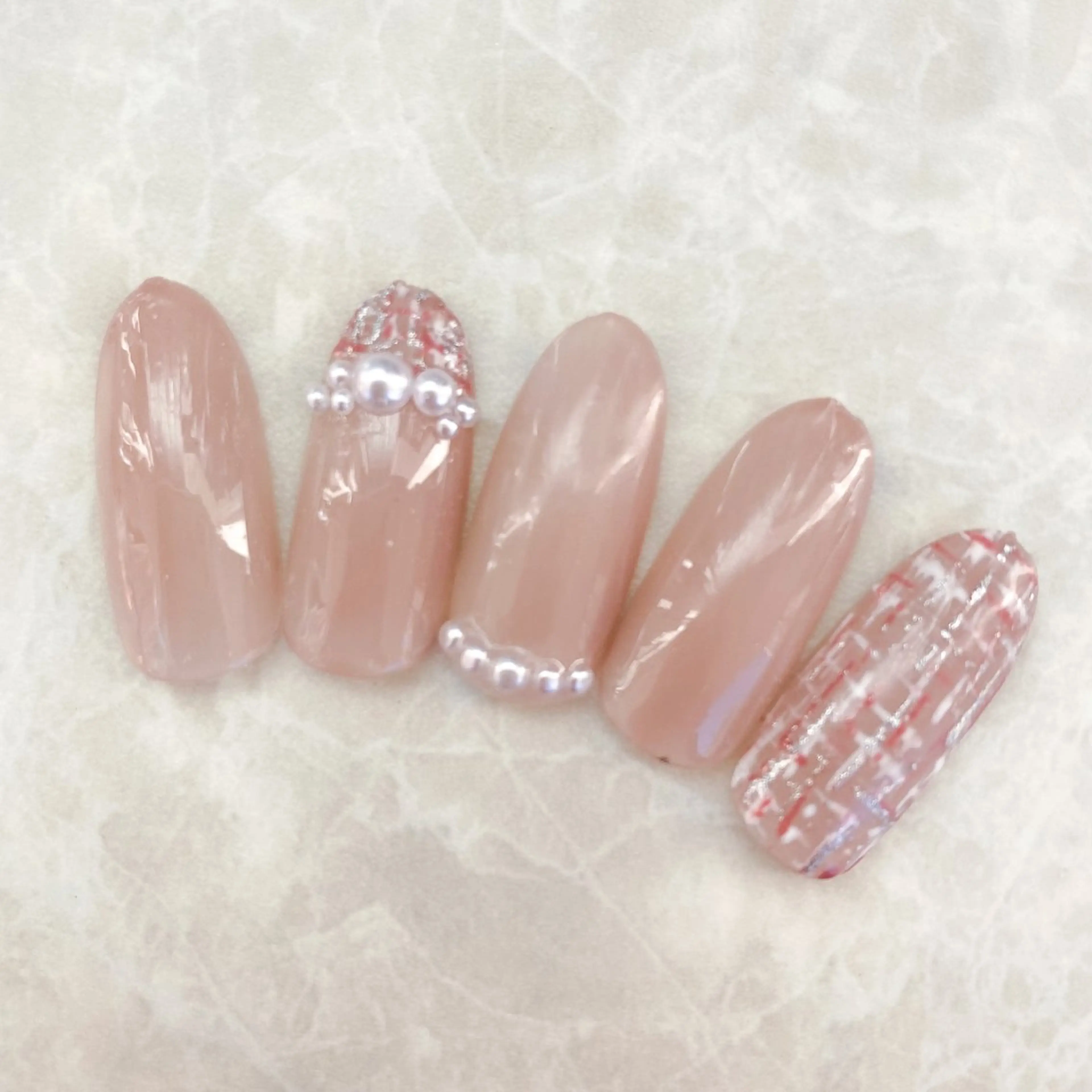 ネイル アートネイル シンプルネイル ツイードネイル ネイル空間所属・muguet🎀 nailのネイルデザイン