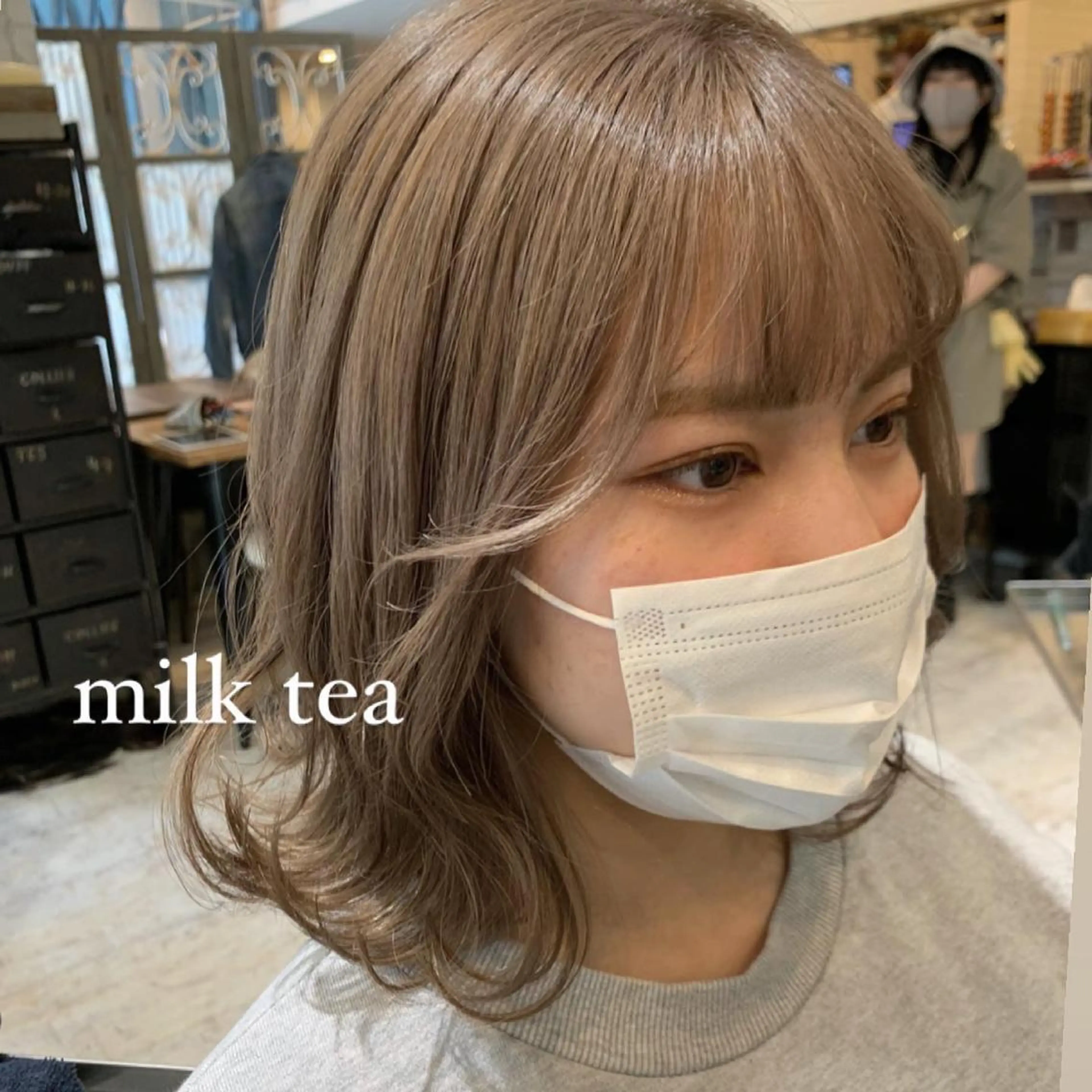 カラー ヤマダ サクラのヘアスタイル