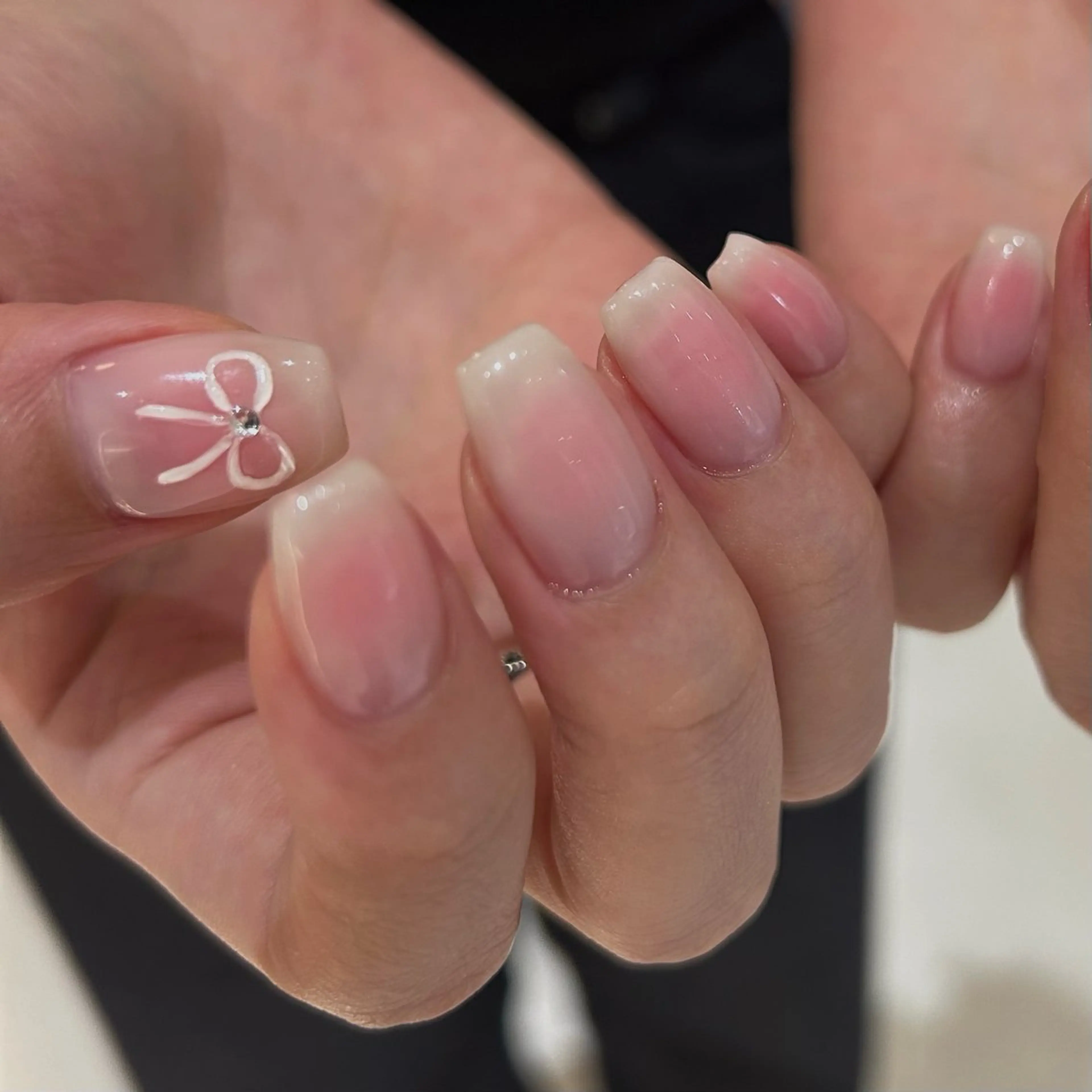 ネイル ハンドネイル mikoto 🎀 韓国ネイルのネイルデザイン