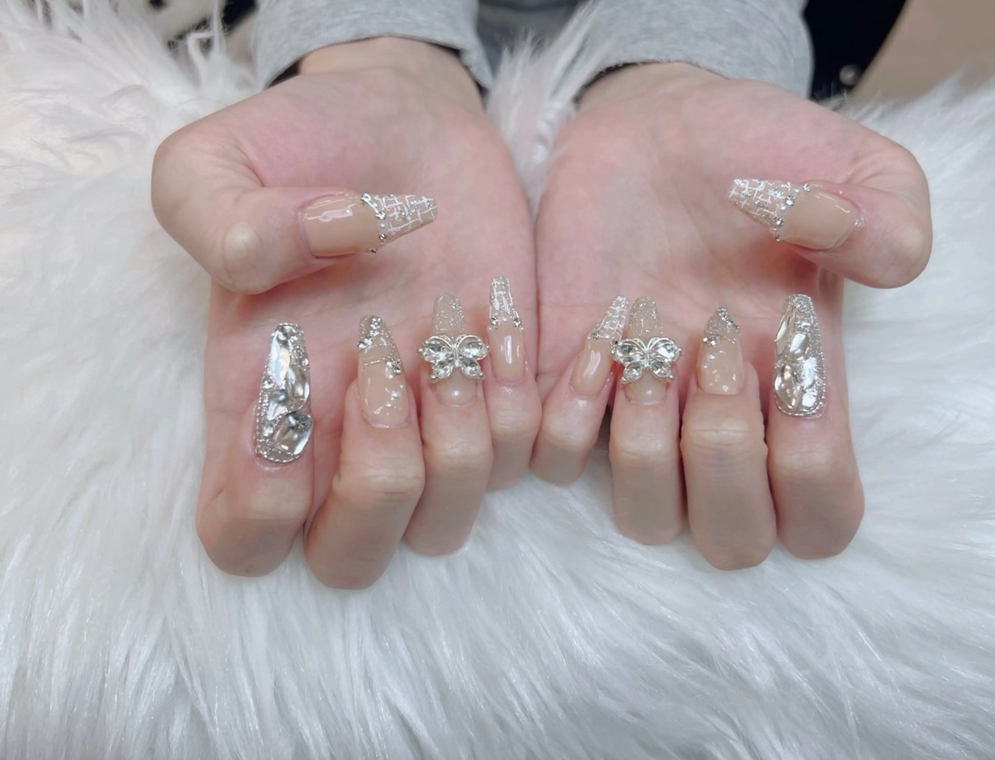 ネイル アートネイル オーロラネイル チークネイル 長さ出し フットネイル Noiranail_ studio川越西口のネイルデザイン