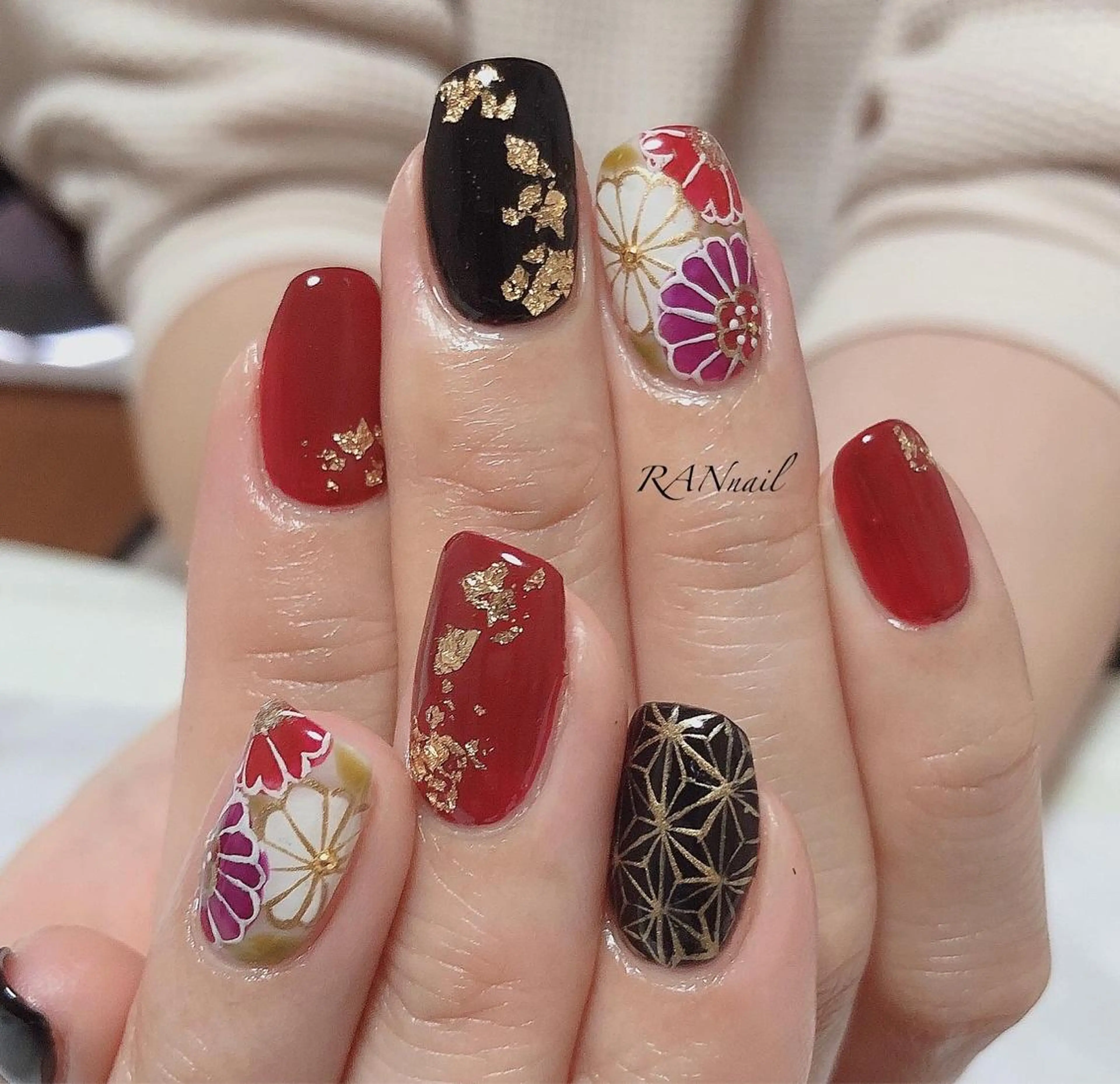 パーマ ネイル ジェルネイル オフィスネイル パラジェル 赤色 ブライダルネイル ハンドネイル フットネイル RAN nail 〜ランネイル〜所属・RAN nailのネイルデザイン