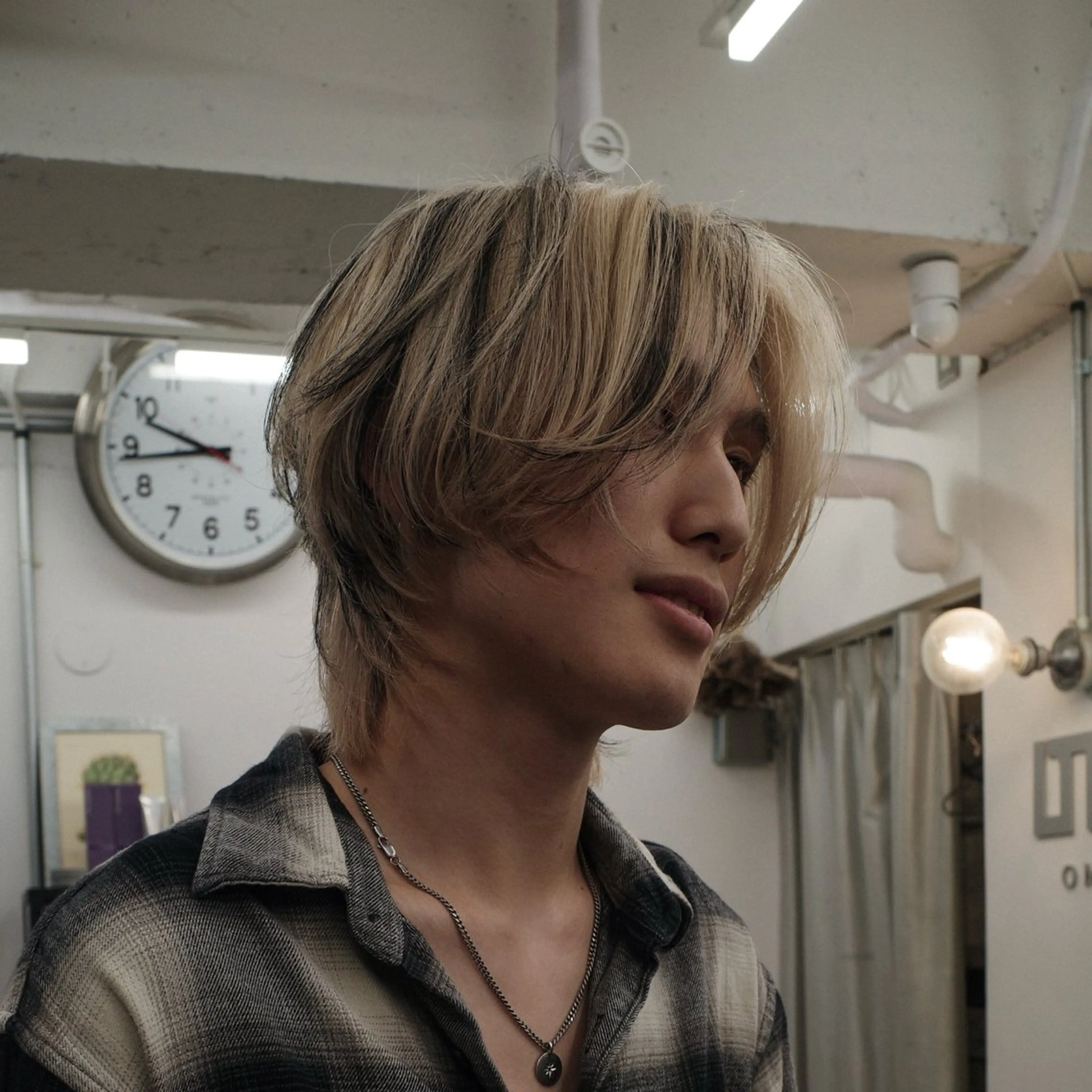 【メンズローライト🐺】　¥25800→¥12100 メンズカット＋ブリーチ1回＋カラー＋ローライト🧏🏻‍♂️の写真