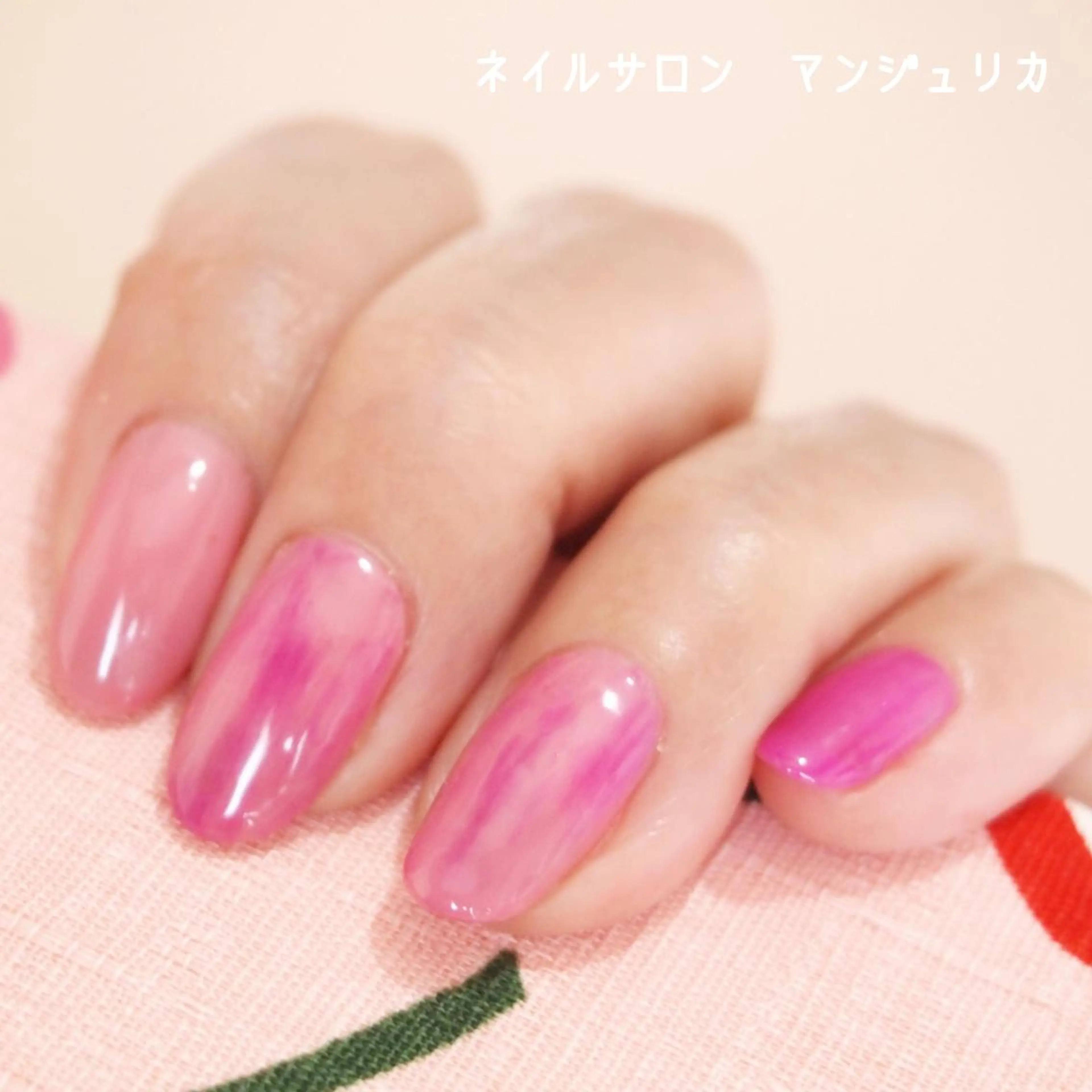 ネイル アートネイル ジェルネイル ハンドネイル 山田 麻衣のネイルデザイン