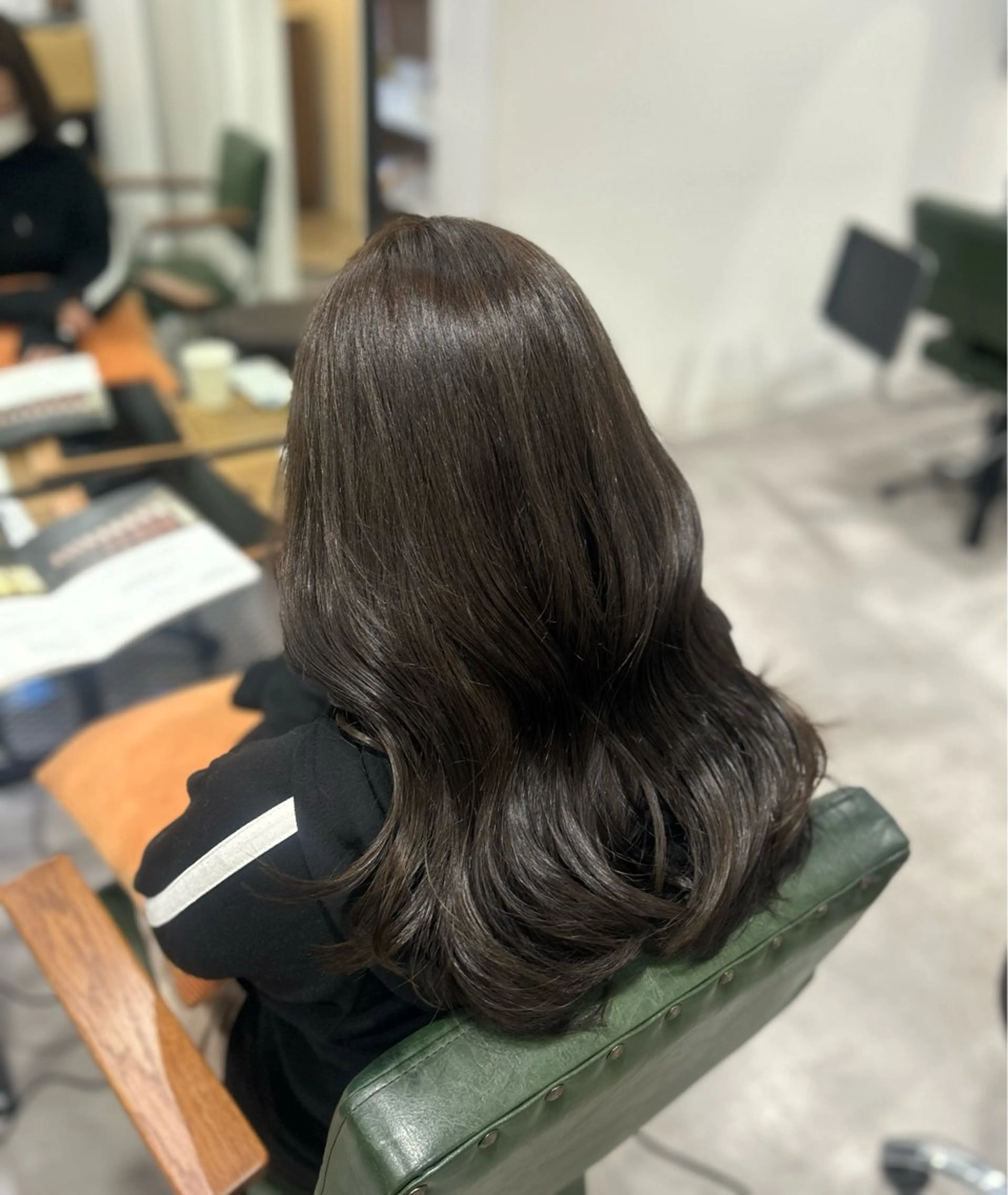 カラー kanae🫧 ｜透明感カラー｜平尾のヘアスタイル