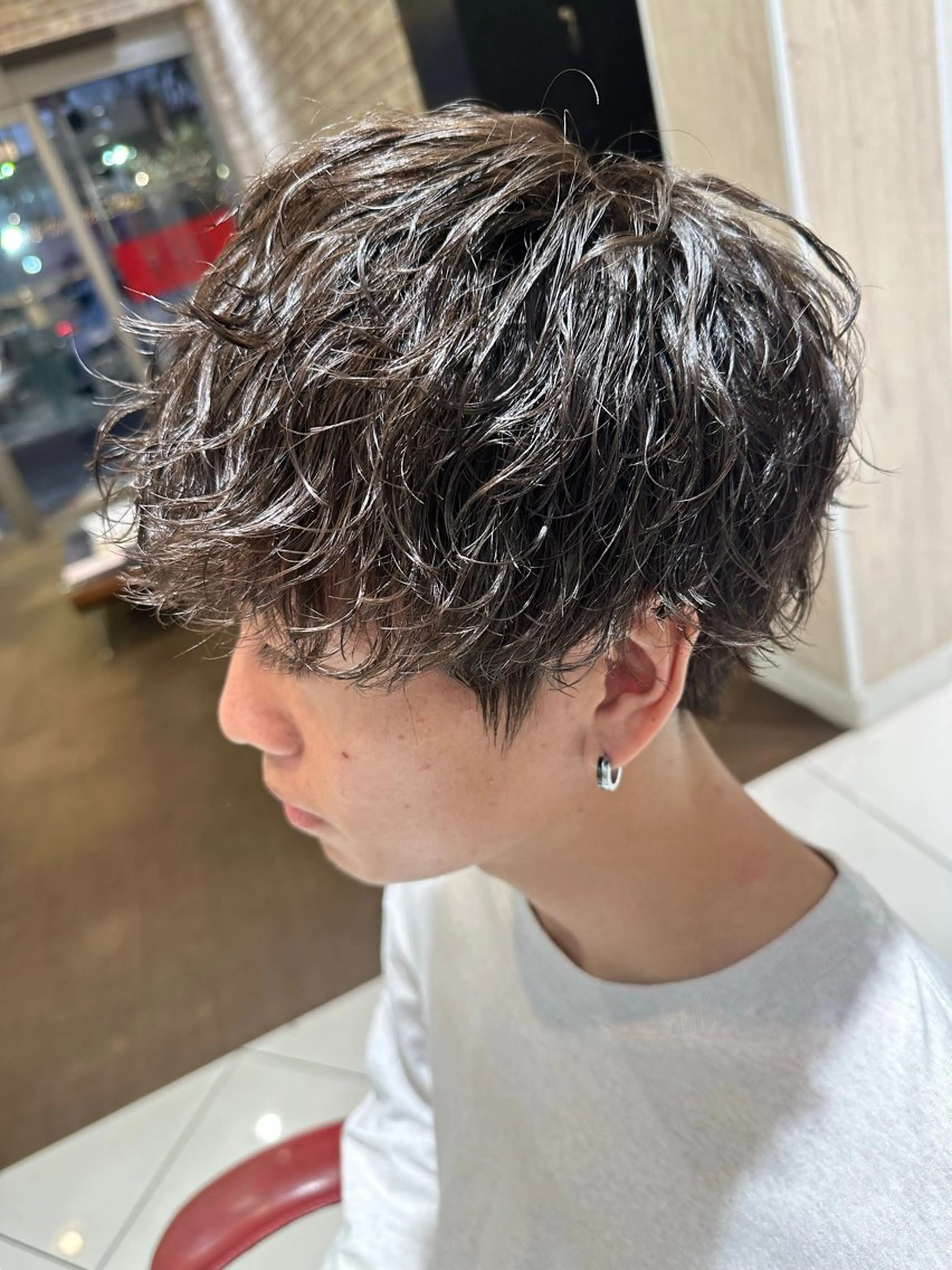 👑スタイリング剤付き👑メンズカット＋お好きなパーマ＋トリートメント＋眉毛カット＋スパ＋ヘアセット＋スタイリング剤の写真