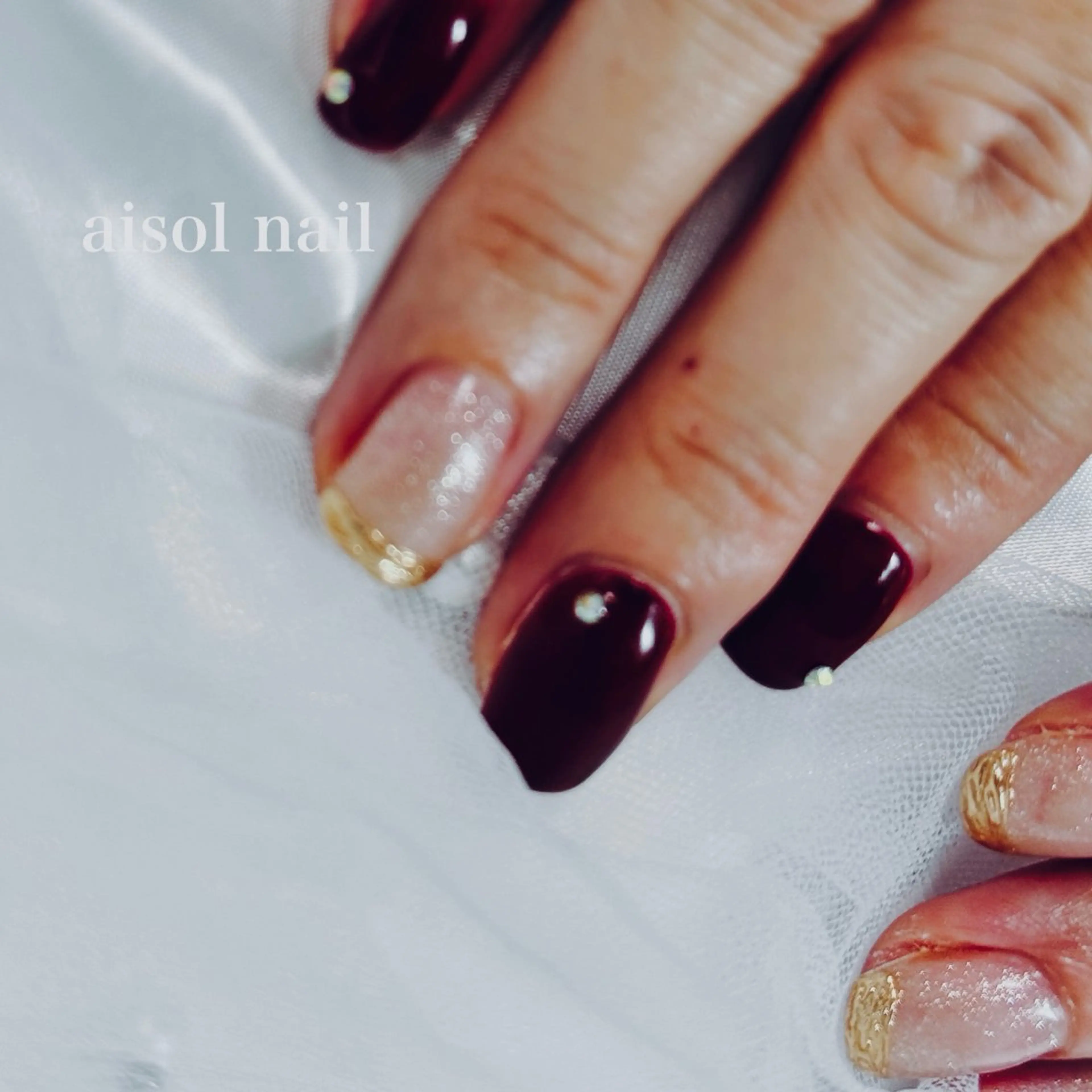 ネイル ラメ(グリッター) ミラーネイル ワンカラーネイル シンプルネイル ハンドネイル Aisol nail salonのネイルデザイン