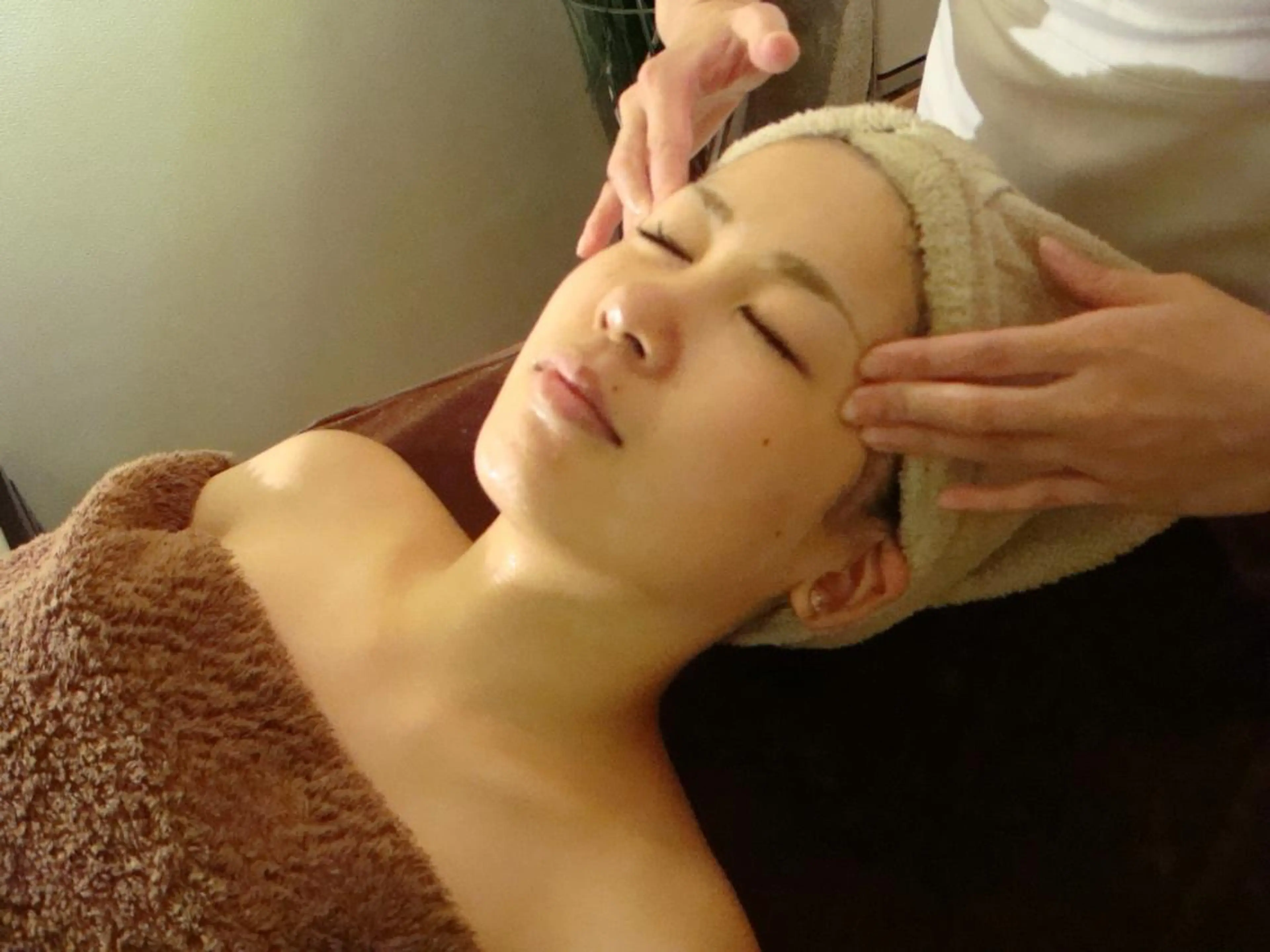 腸もみ痩身美肌エステ 🌈CHARIS銀座のエステ・リラクイメージ