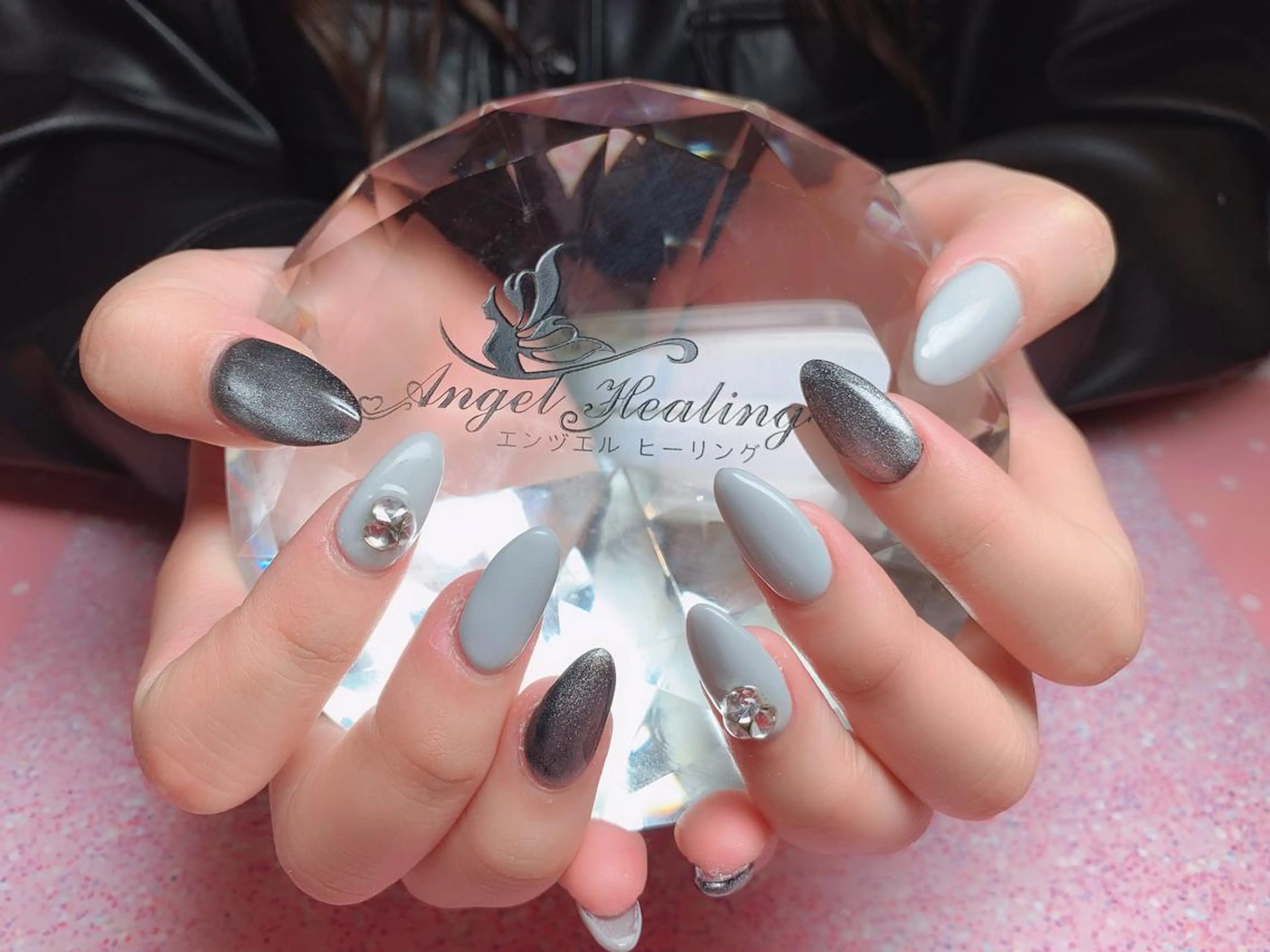 ネイル エンジェル ヒーリング 矢場町店のネイルデザイン