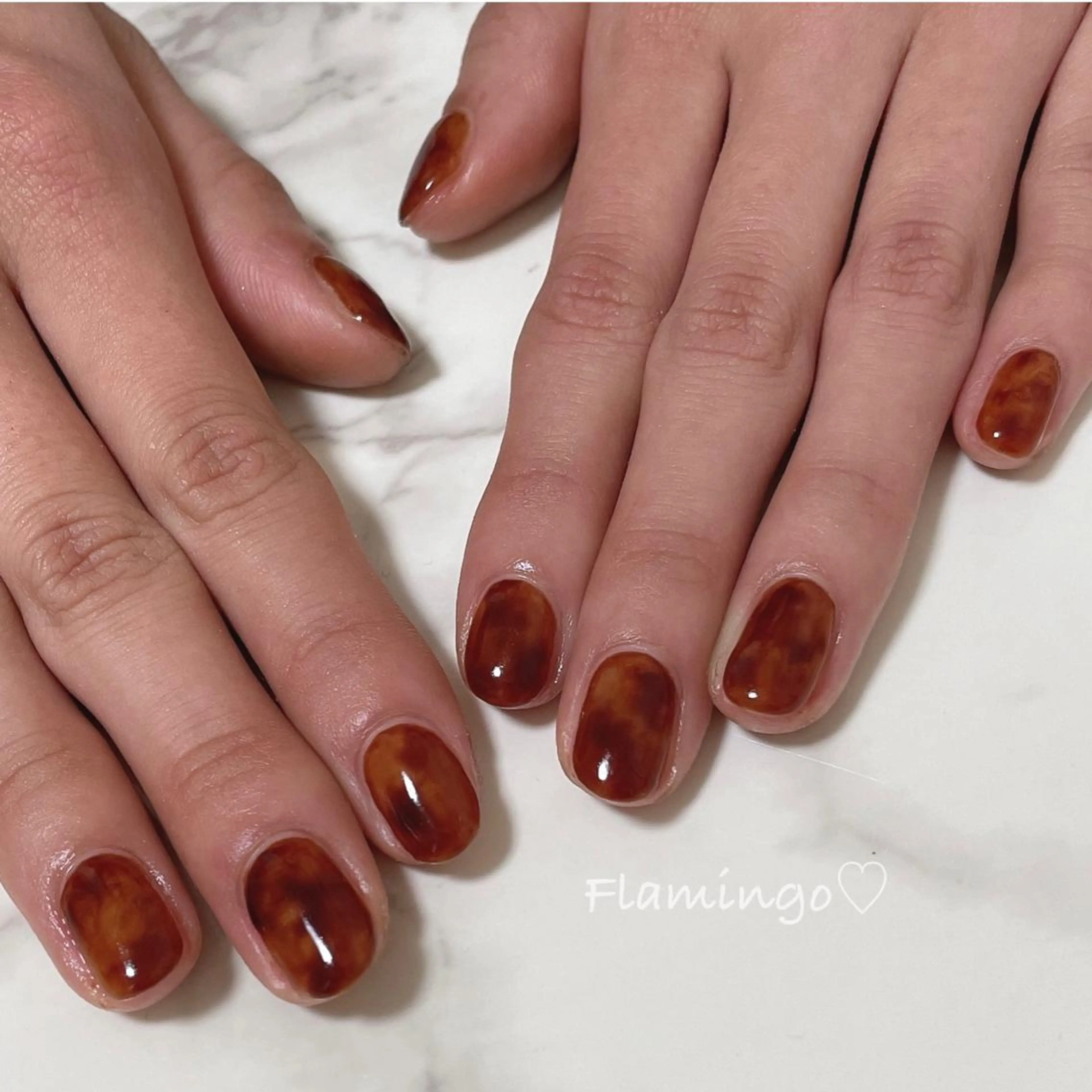 ネイル べっ甲ネイル ジェルネイル ニュアンスネイル シンプルネイル 冬ネイル 40代からの爪肌を 労る♡きちんとネイルのネイルデザイン