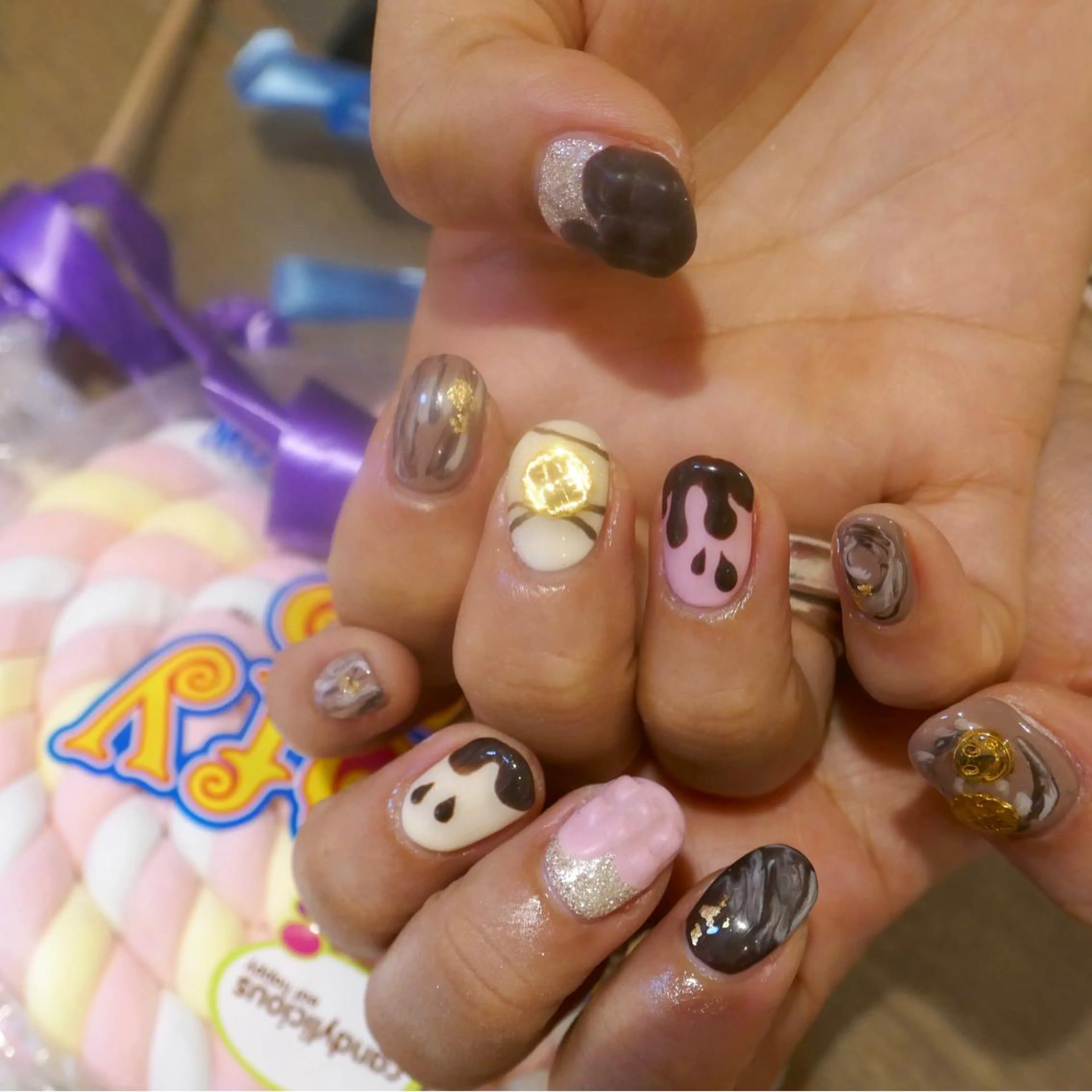 ネイル バレンタイン ハンドネイル Chipieee Tokyoのネイルデザイン