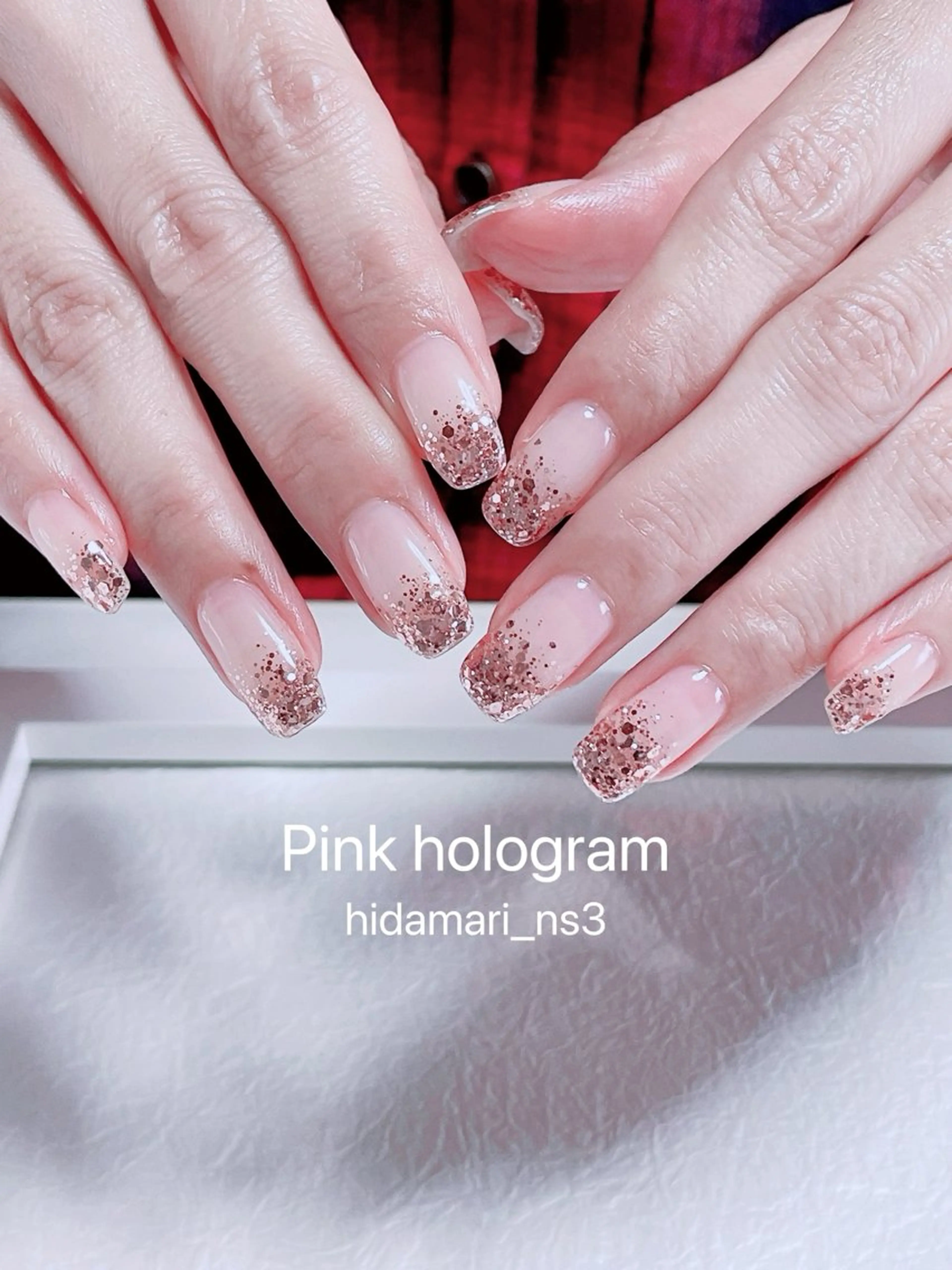 ネイル グラデーション ホログラムネイル ピンク ハンドネイル NailSalon ひだまりのネイルデザイン