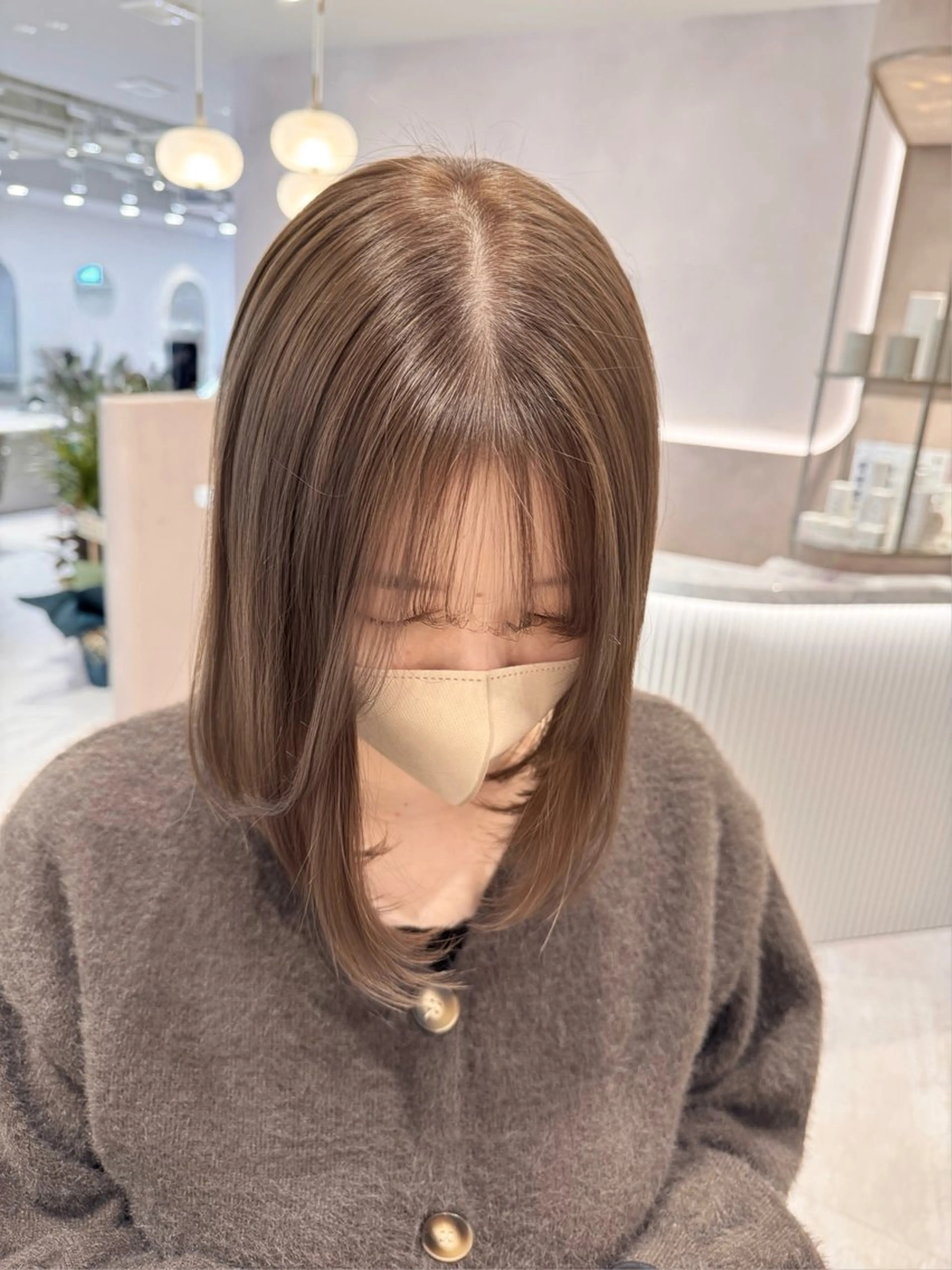 ミディアム ヘアカラー SALOWIN表参道ANNEX店所属・表参道🪞垢抜けヘア 🤍mizukiのヘアスタイル