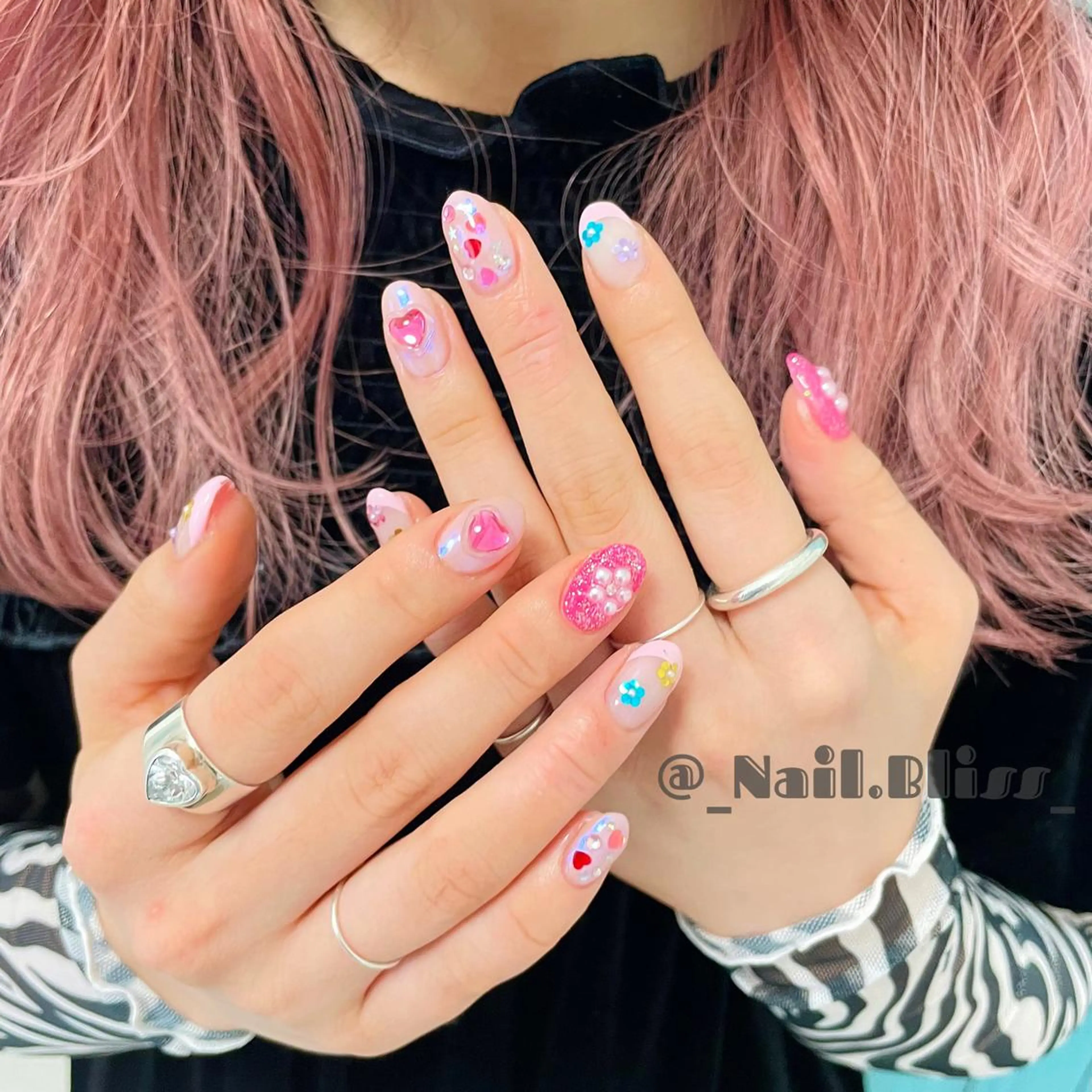ネイル フラワーネイル ハンドネイル NAIL BLISSのネイルデザイン