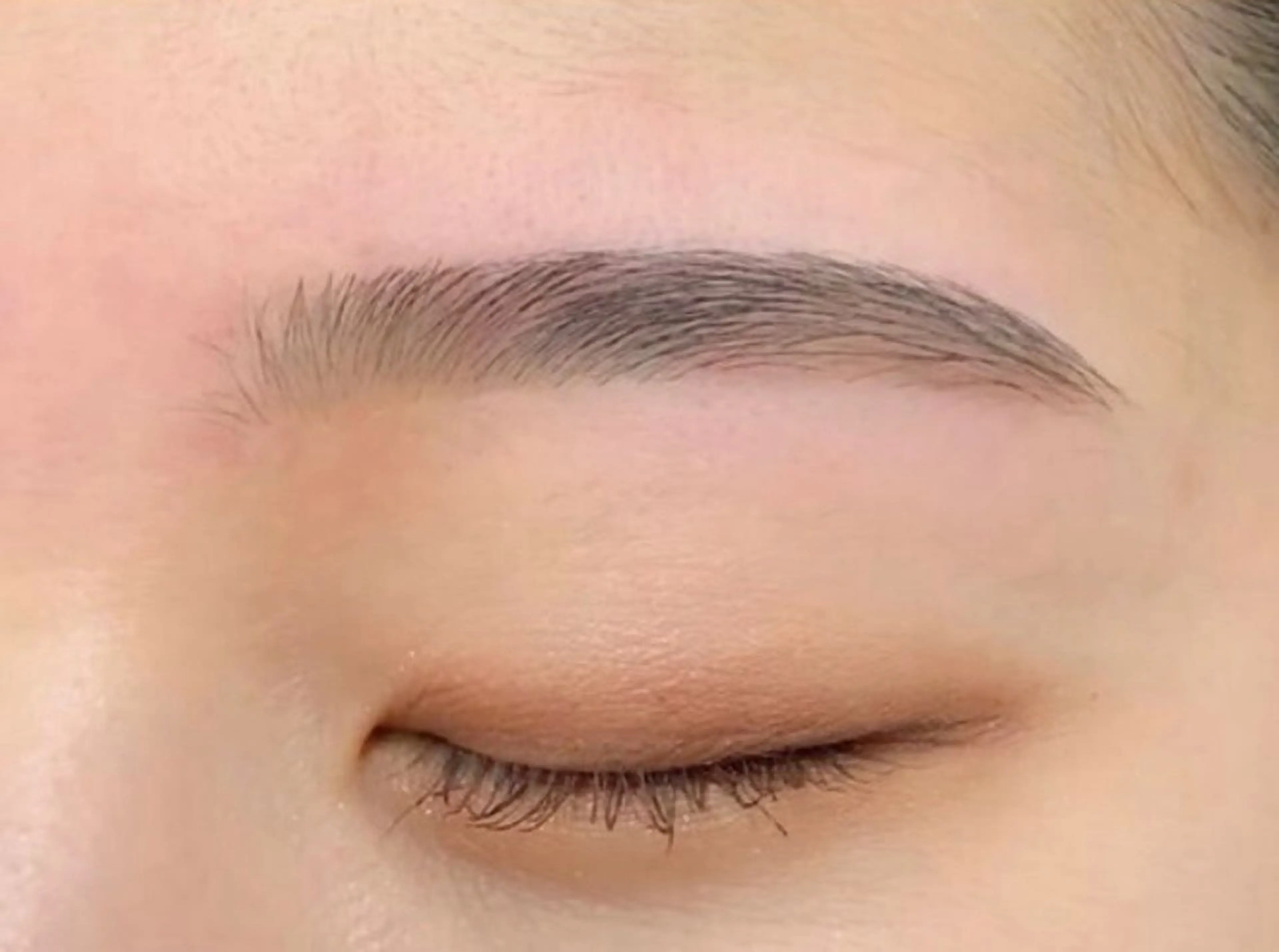 🎀⭐️美眉ワックス脱毛＋間引き【アイブロウメイク込み】✨の写真