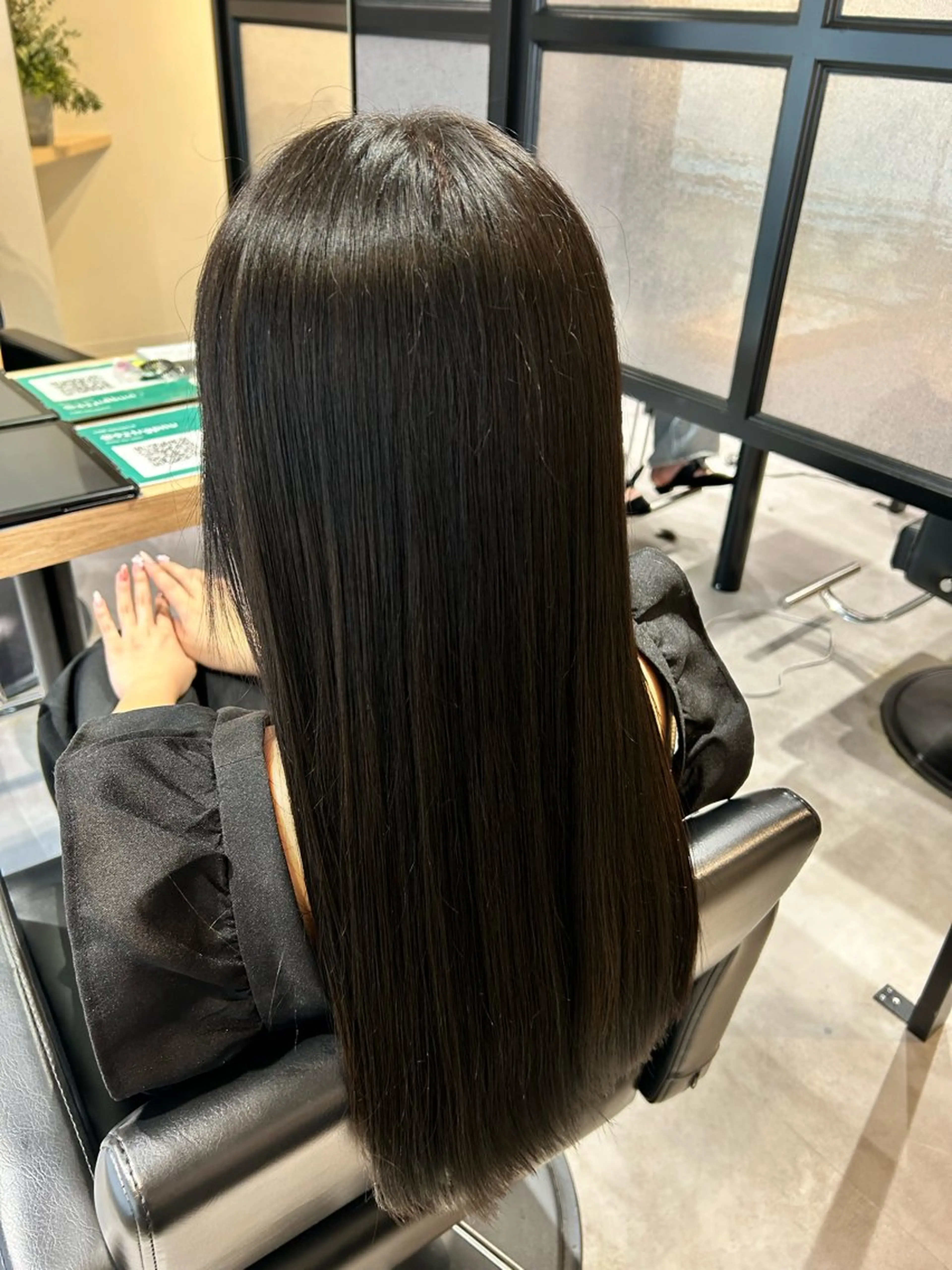 ロング 縮毛矯正 中川 りゅうせいのヘアスタイル