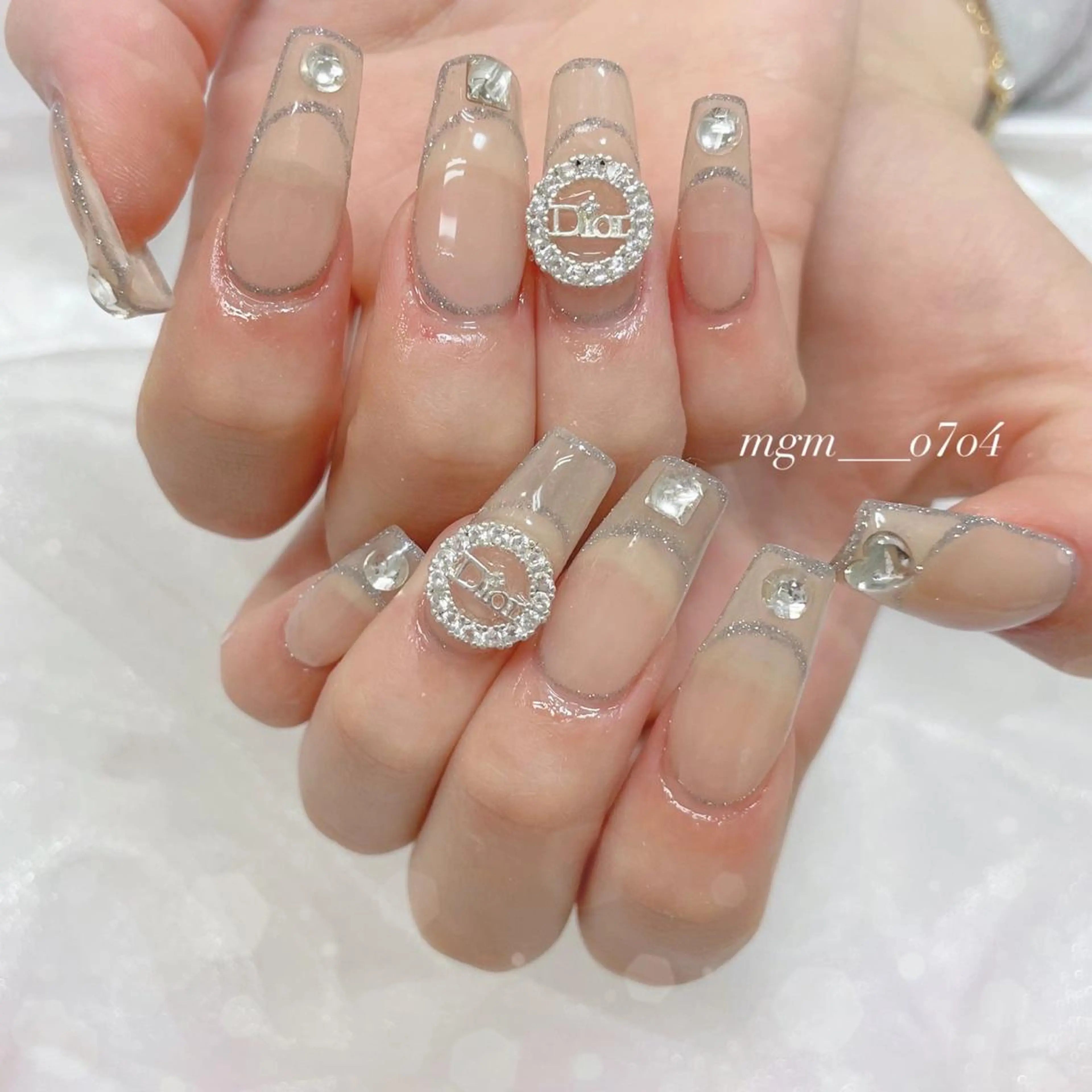 ネイル ハンドネイル ハンドケア MoON...❤︎ MeGuのネイルデザイン