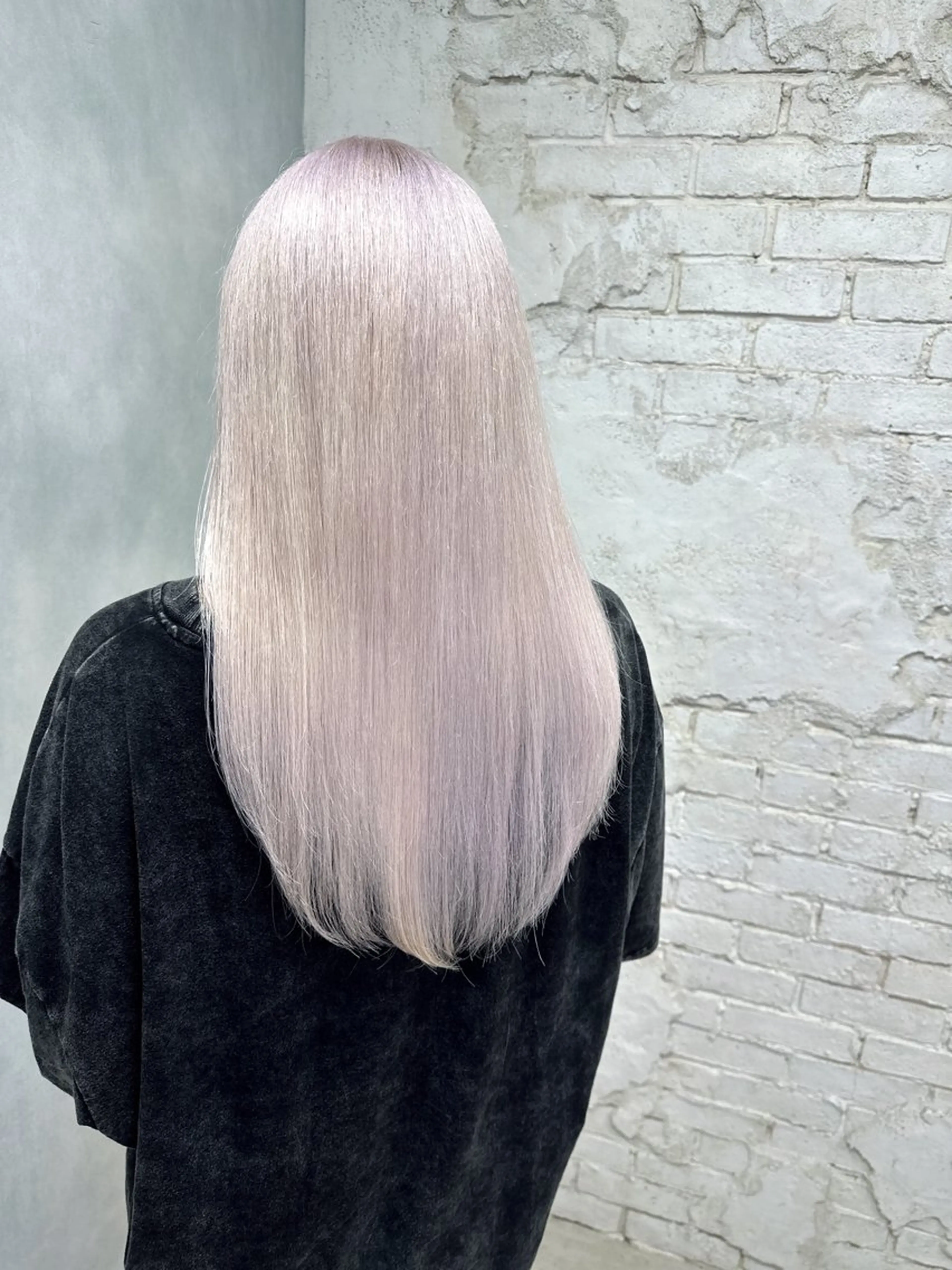 ロング カラー ベージュカラー ブリーチ ケアブリーチ ダブルカラー ハイトーンカラー カット ヘアカラー トリートメント レイヤーブリーチ特化 ホワイト専門/岸のヘアスタイル