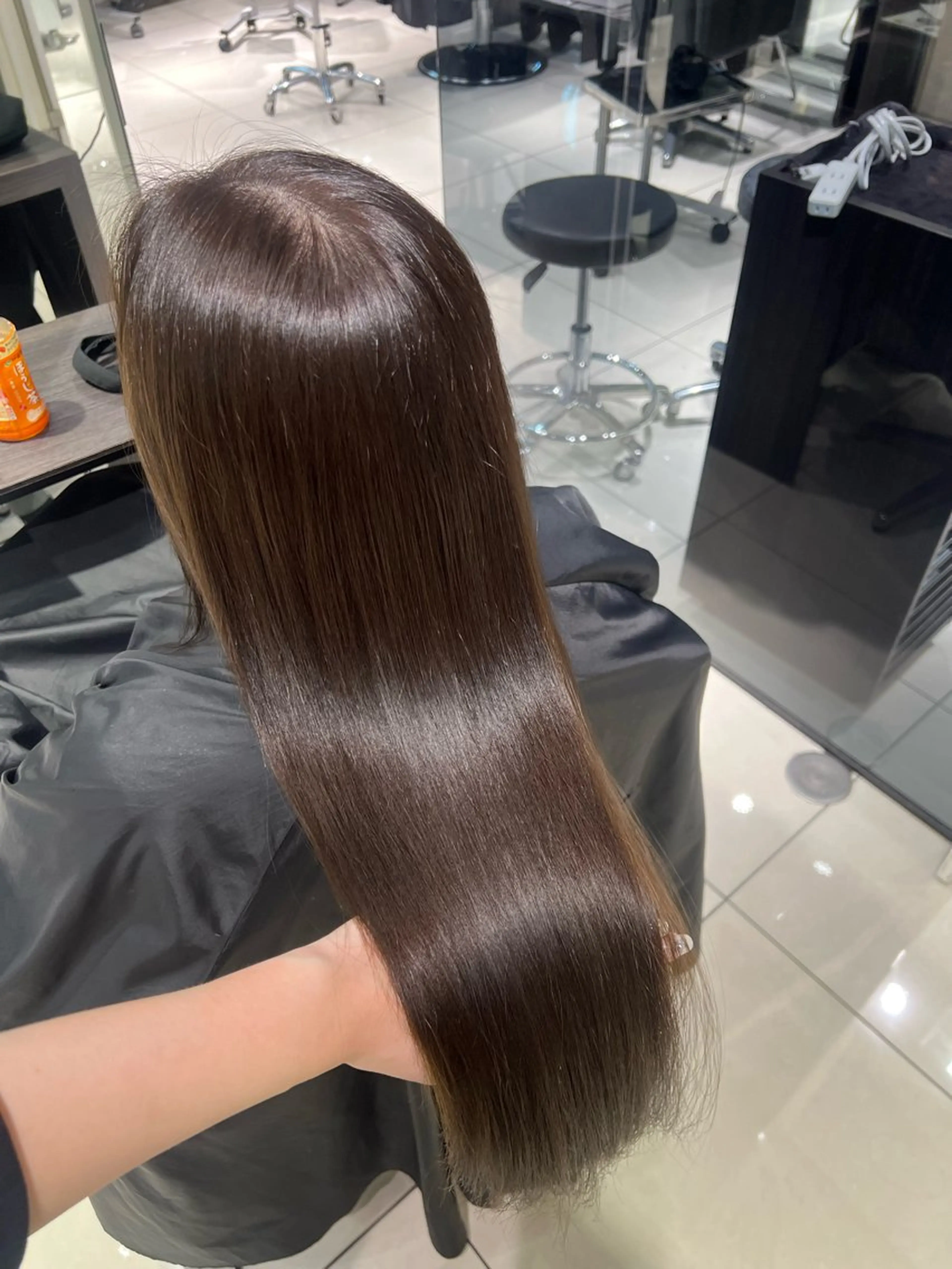 ロング カラー レイヤー×艶髪🤎. 𝜗𝜚hitomiのヘアスタイル