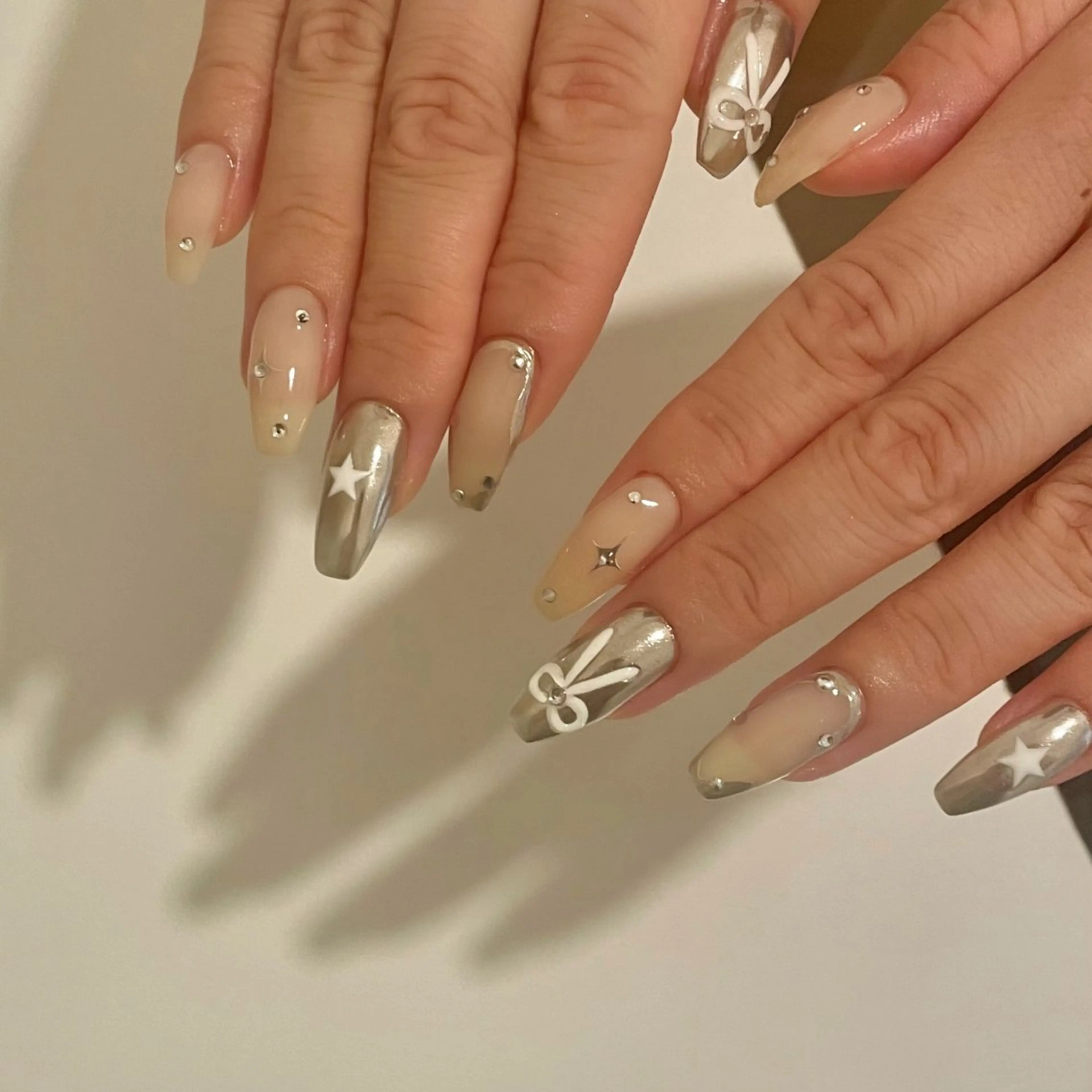 ネイル ハンドネイル ハンドケア m-nail所属・m-nail 🌙minamiのネイルデザイン