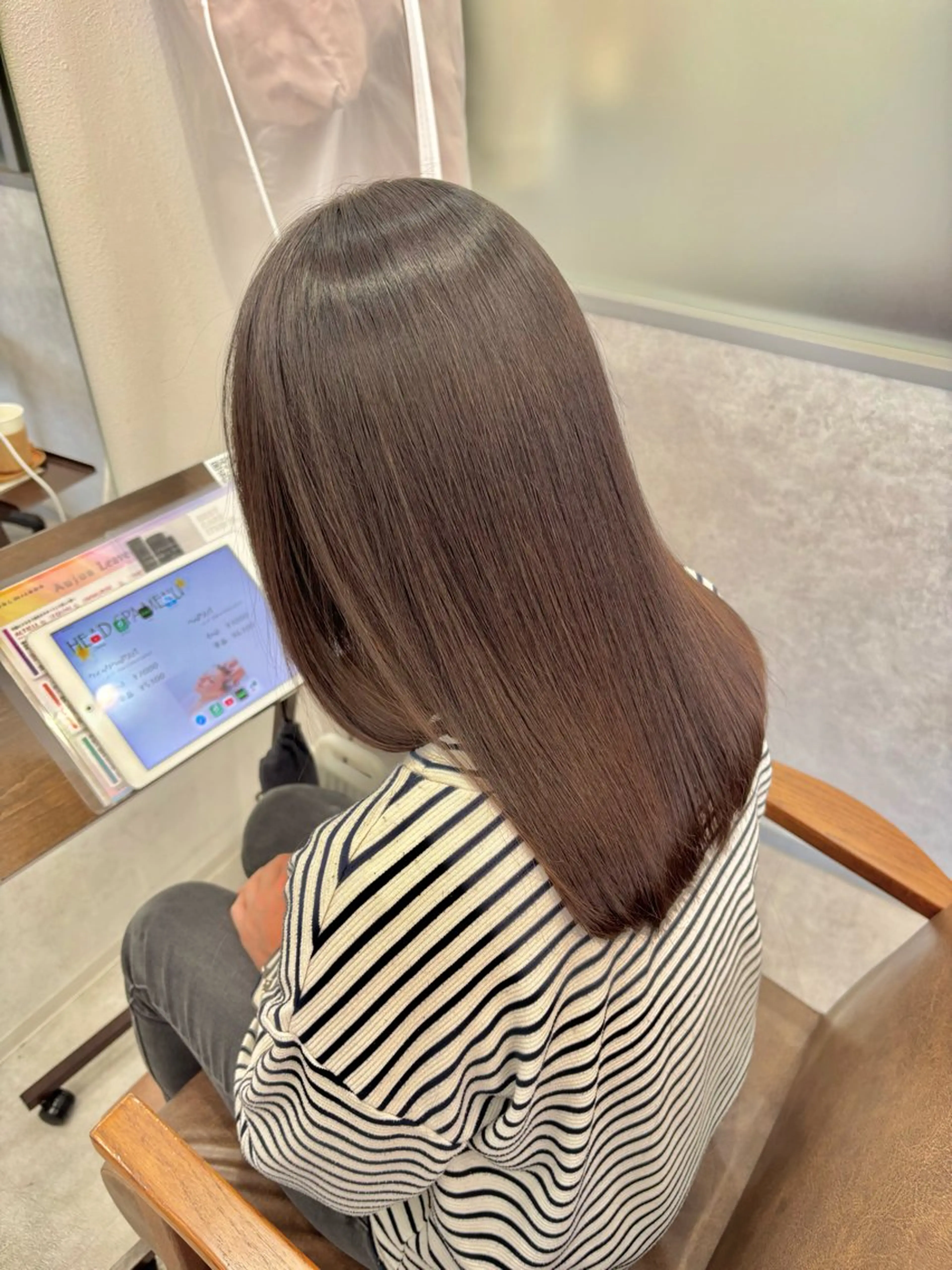 ミディアム カット 縮毛矯正 トリートメント 久保田康雅　辻堂 髪質改善×縮毛矯正のヘアスタイル