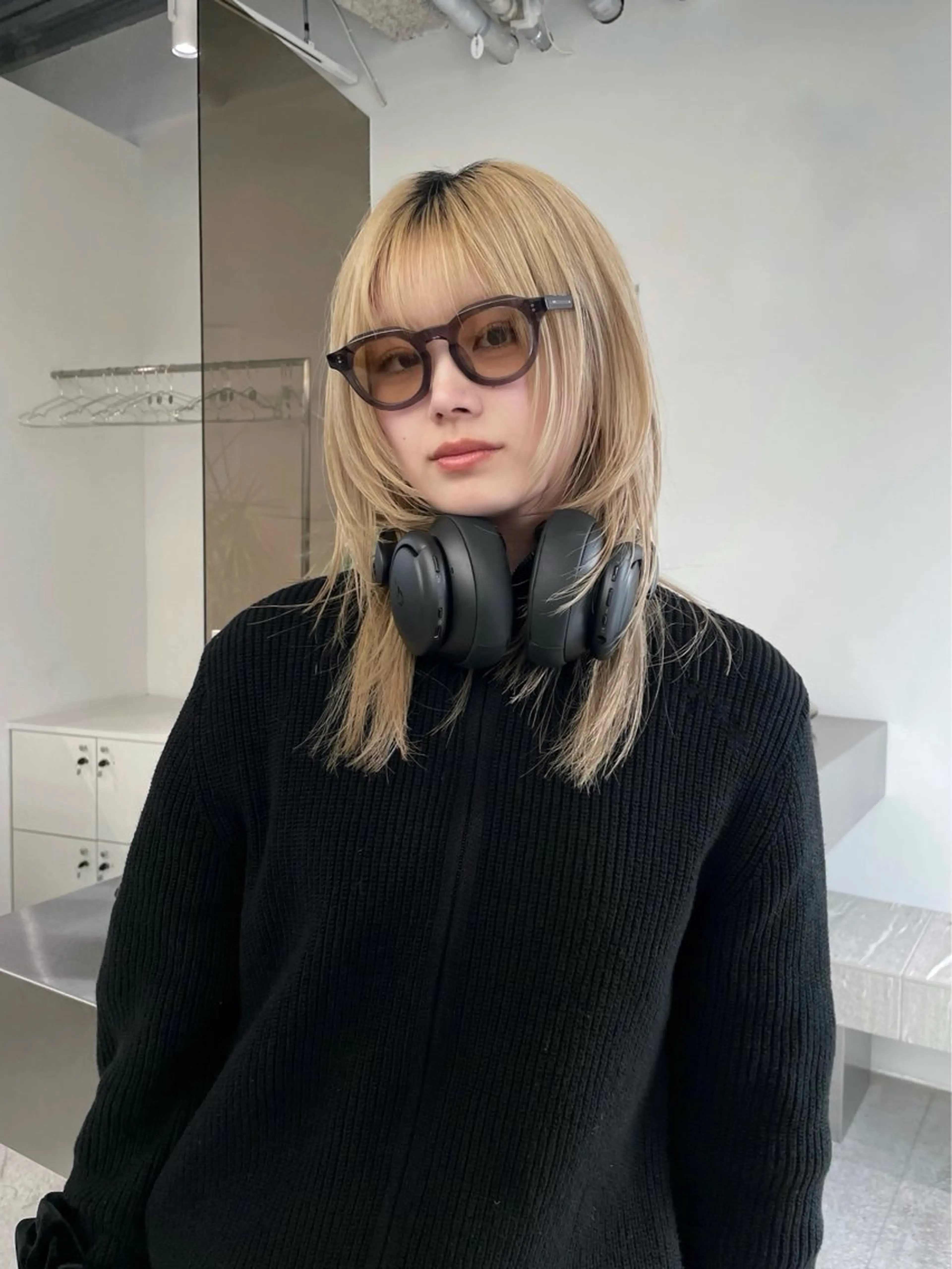 セミロング カラー stén所属・HARUKA/原宿 ハイトーン/レイヤーのヘアスタイル