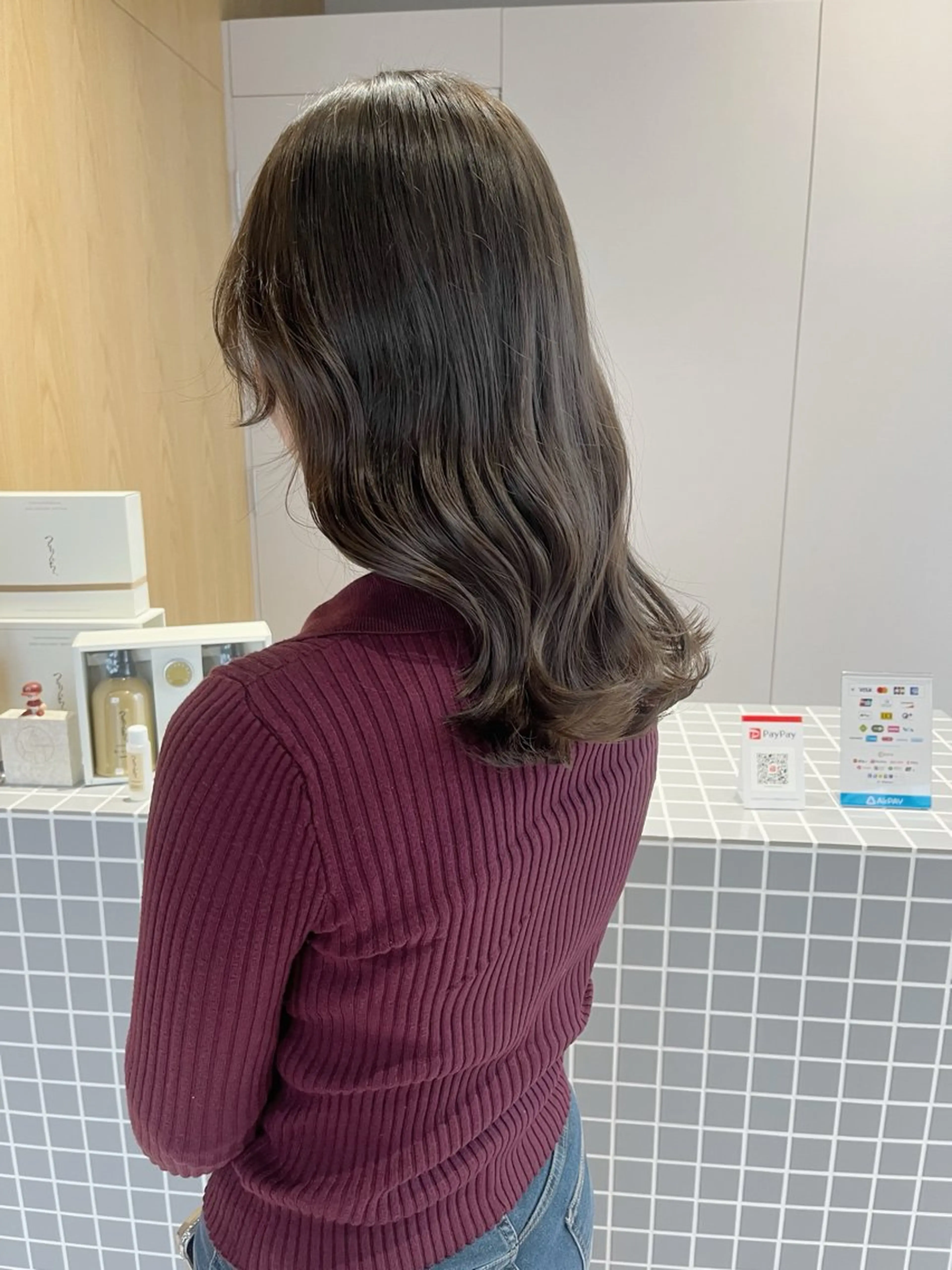 ミディアム カラー ヘアカラー 榎本 亜衣のヘアスタイル