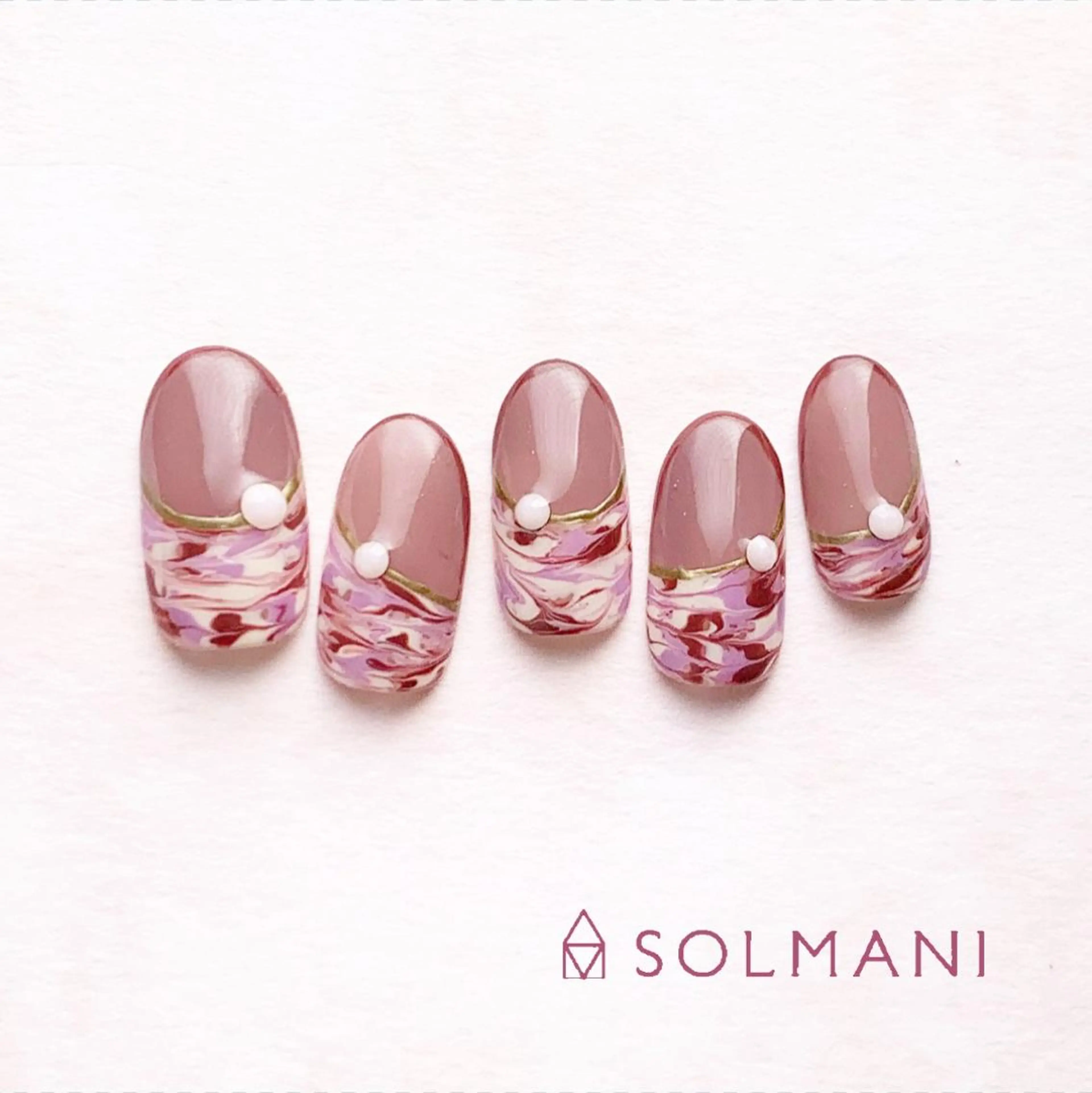 ネイル 大理石ネイル(マーブル) ニュアンスネイル SOLMANI 予約担当のネイルデザイン