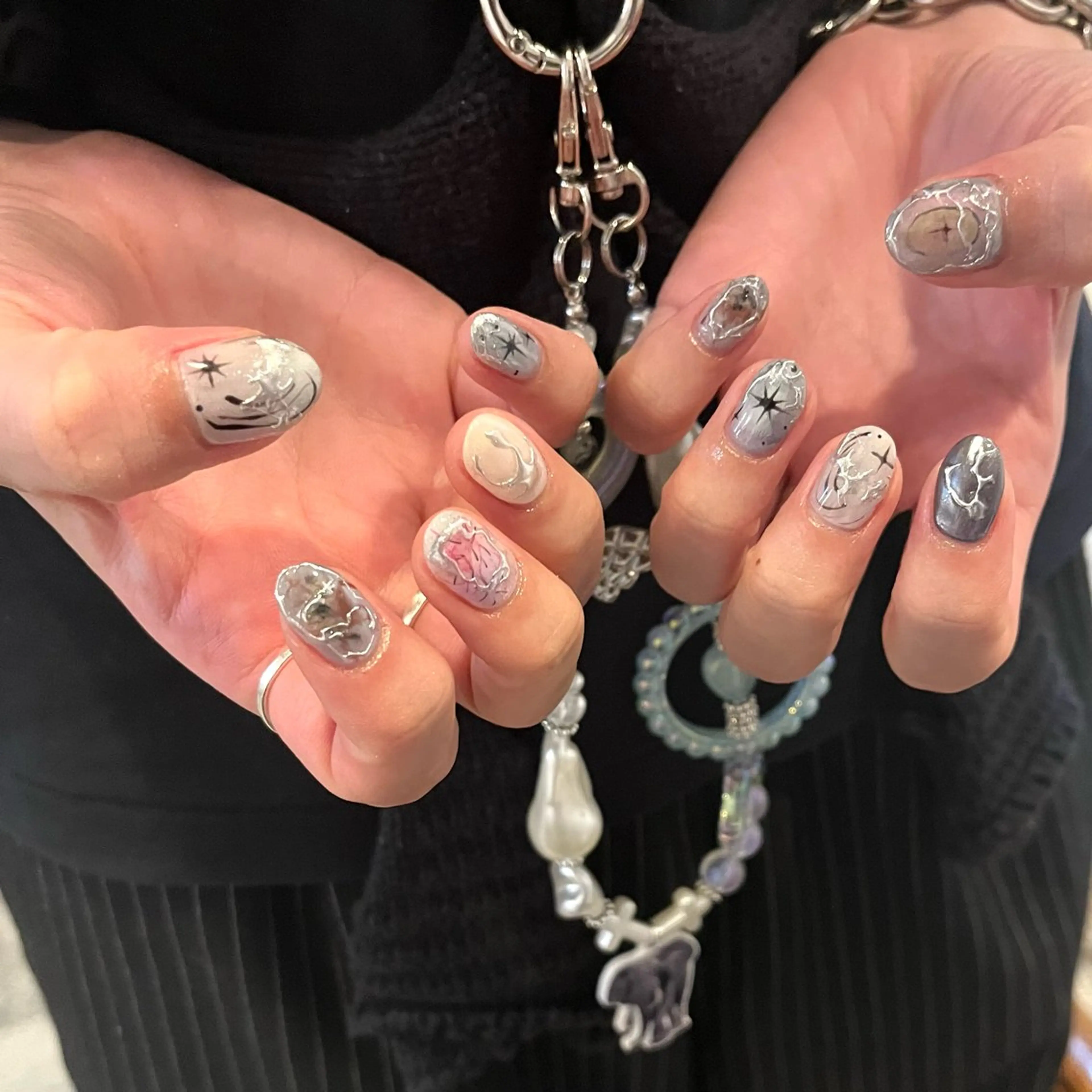 ネイル ハンドネイル Trico Antique所属・岩本 杏のネイルデザイン